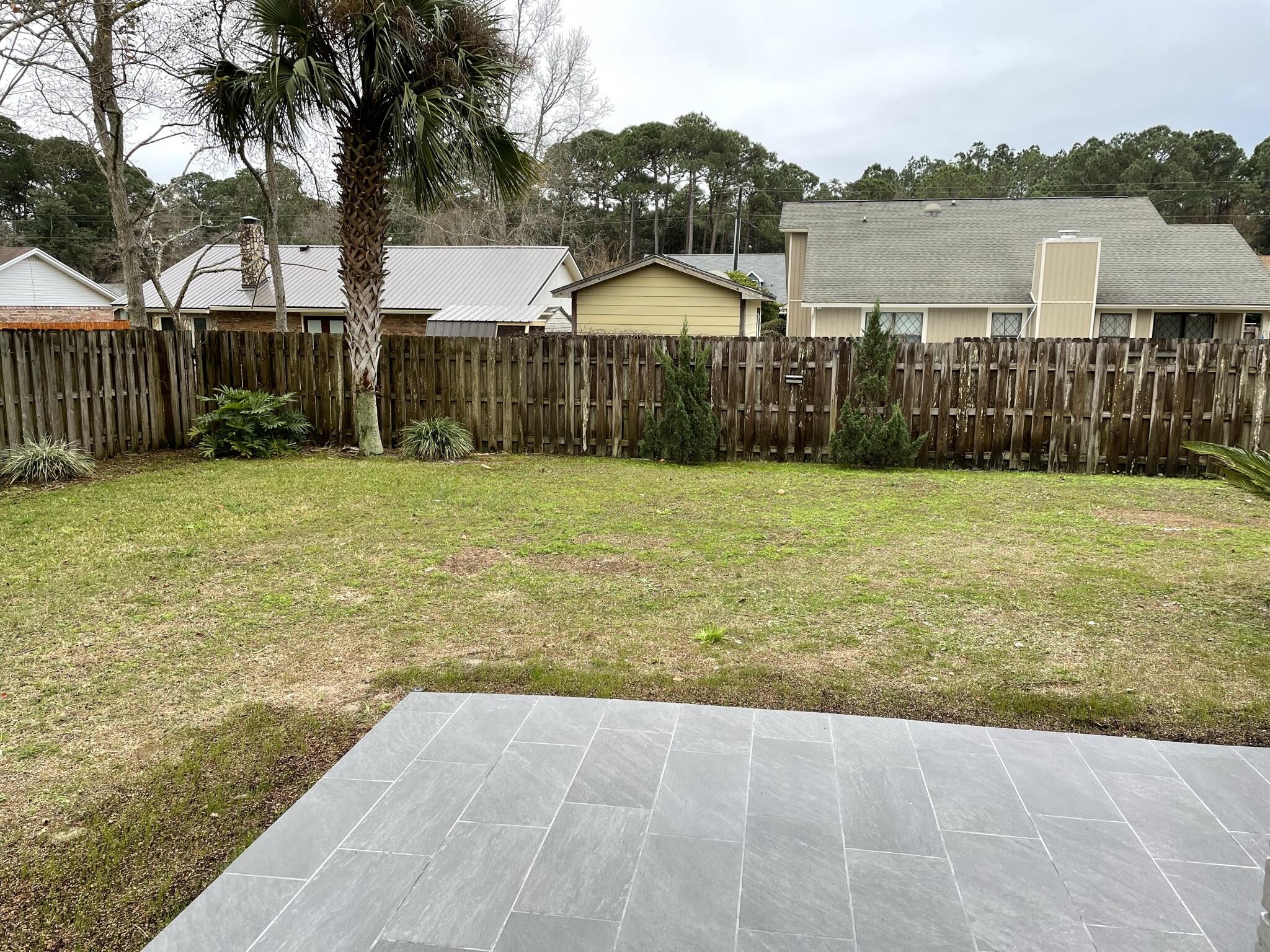 TANGLEWOOD S/D 1ST ADDN - Residential