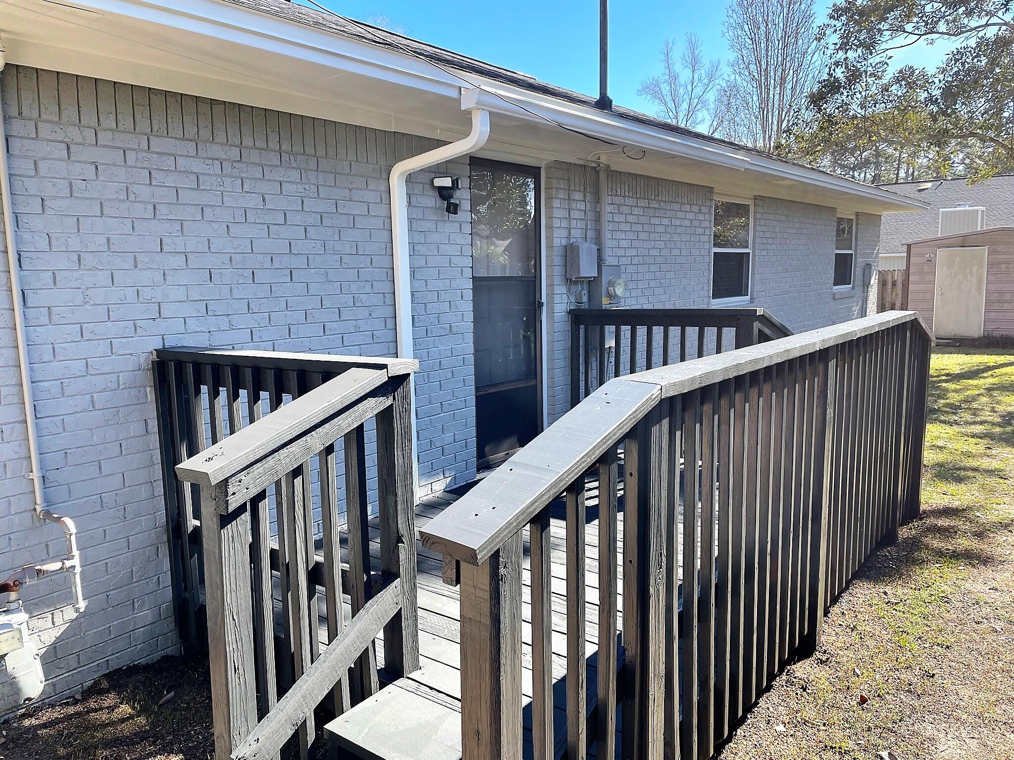 TANGLEWOOD S/D 1ST ADDN - Residential