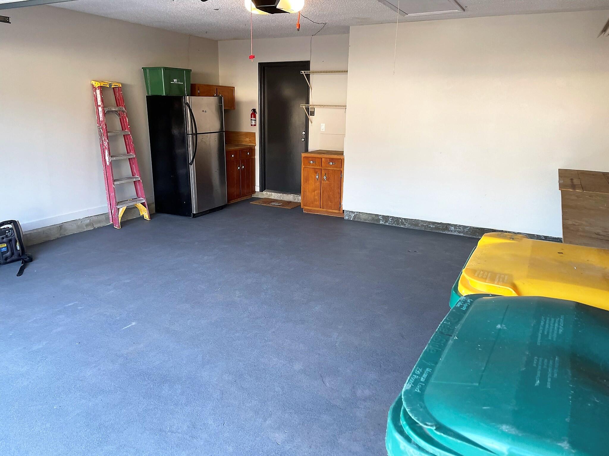 TANGLEWOOD S/D 1ST ADDN - Residential