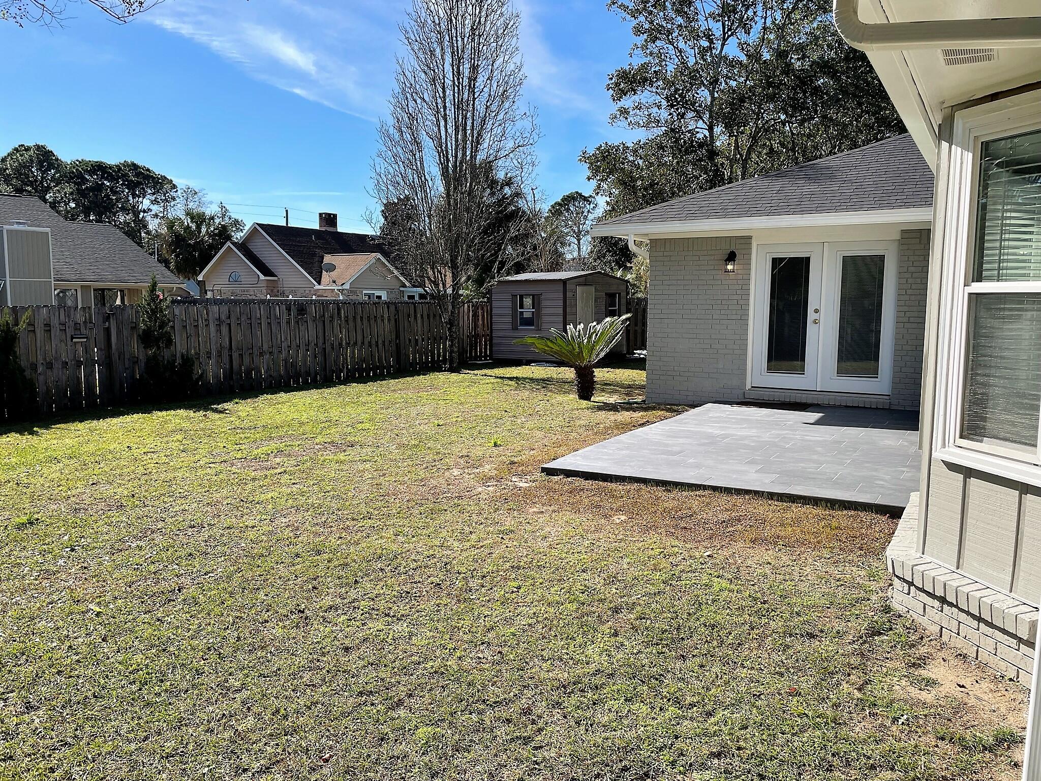 TANGLEWOOD S/D 1ST ADDN - Residential