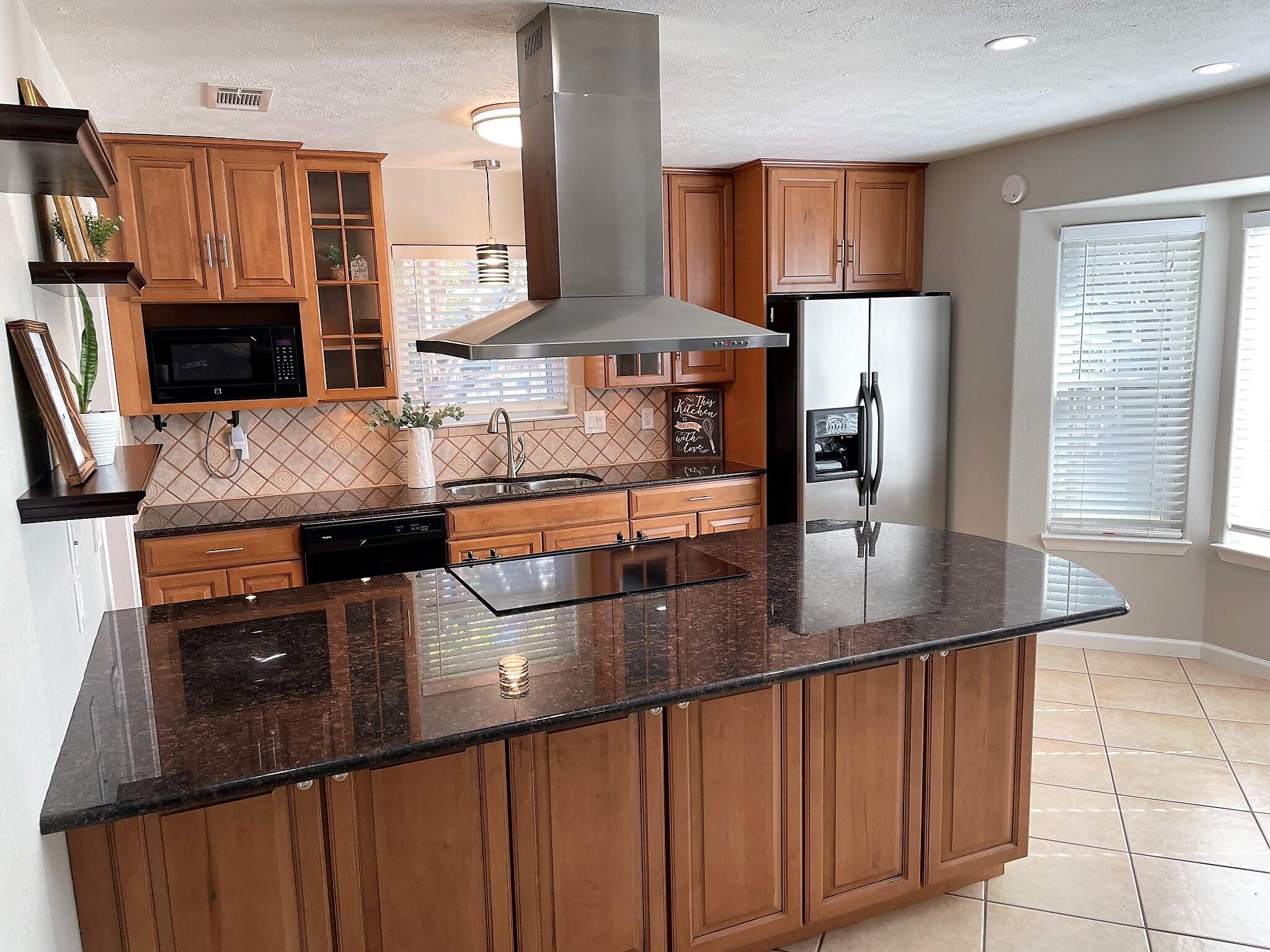 TANGLEWOOD S/D 1ST ADDN - Residential