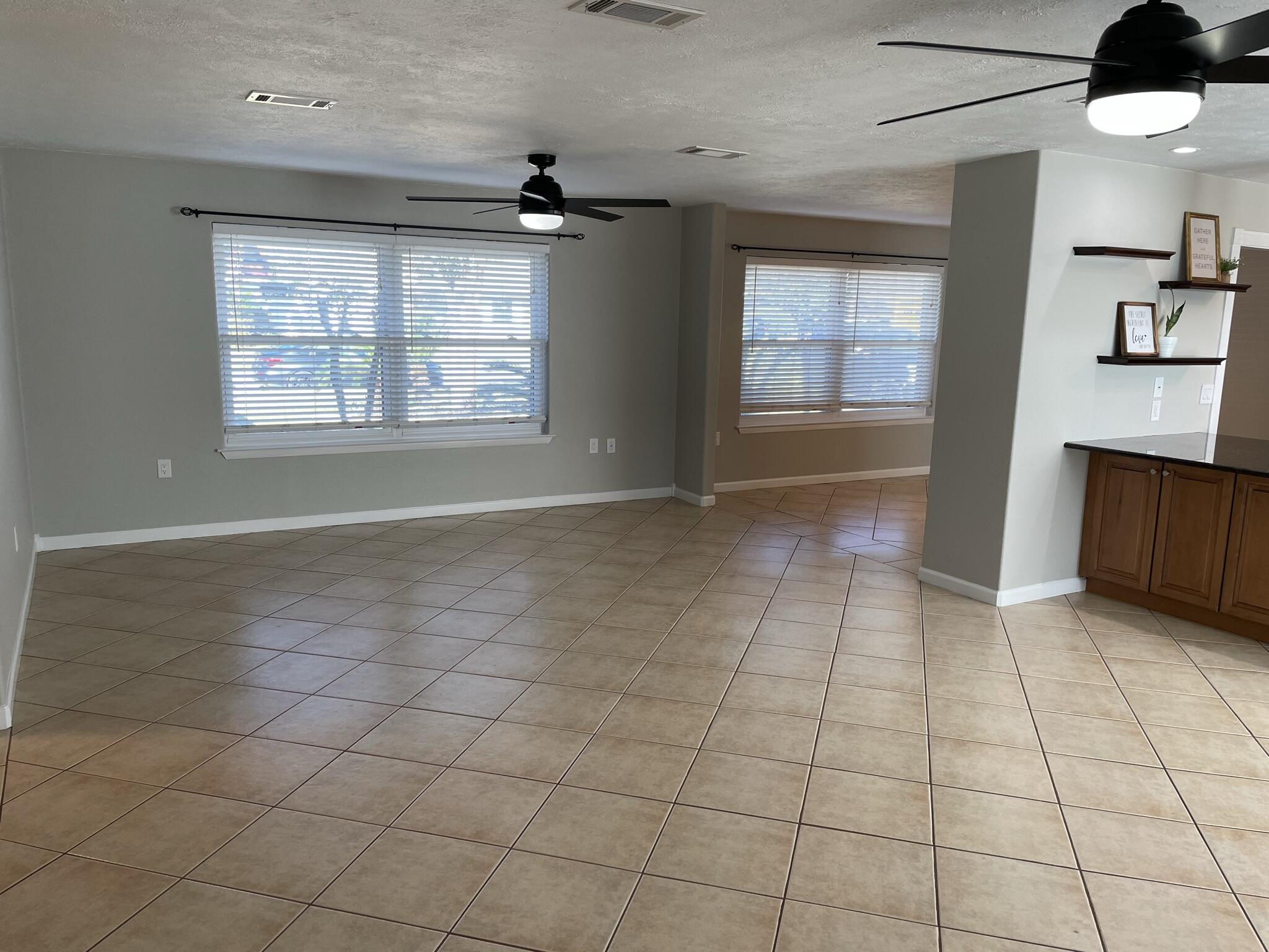 TANGLEWOOD S/D 1ST ADDN - Residential