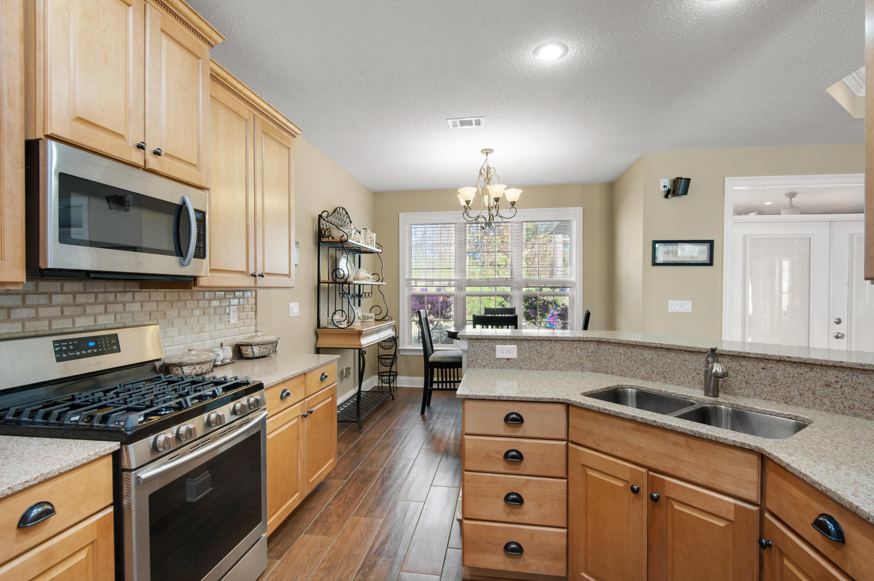 CLAIRE'S VINEYARD - Residential