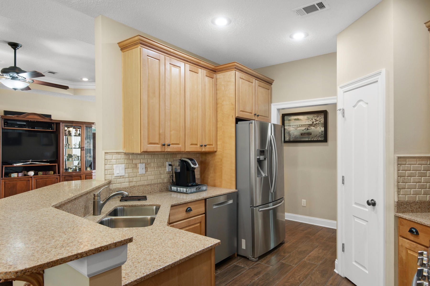 CLAIRE'S VINEYARD - Residential