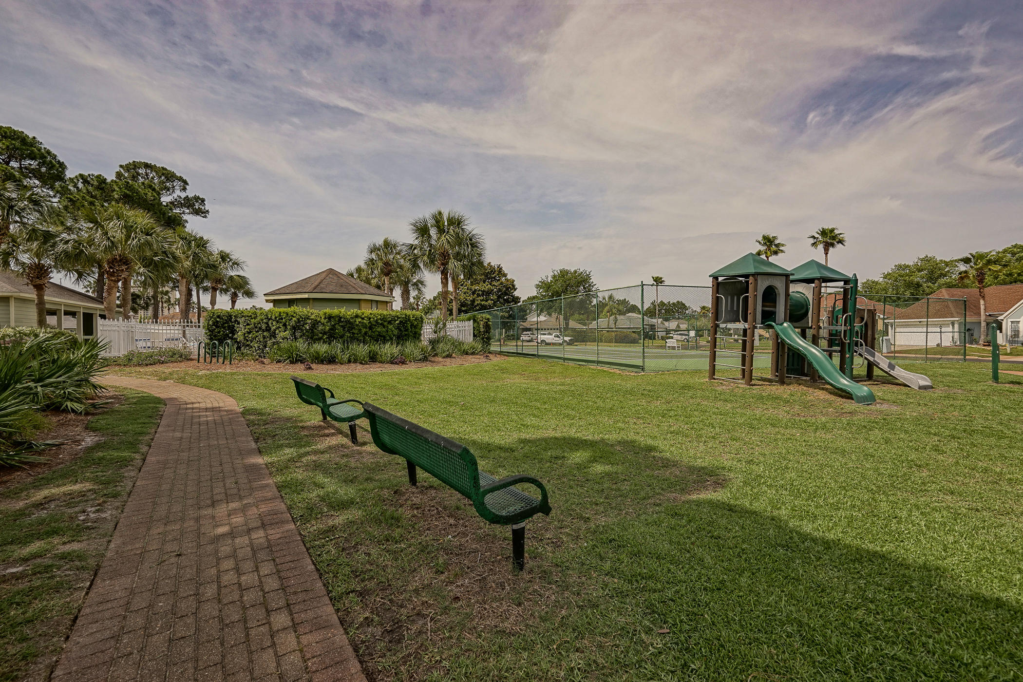 BON VILLAS - Residential