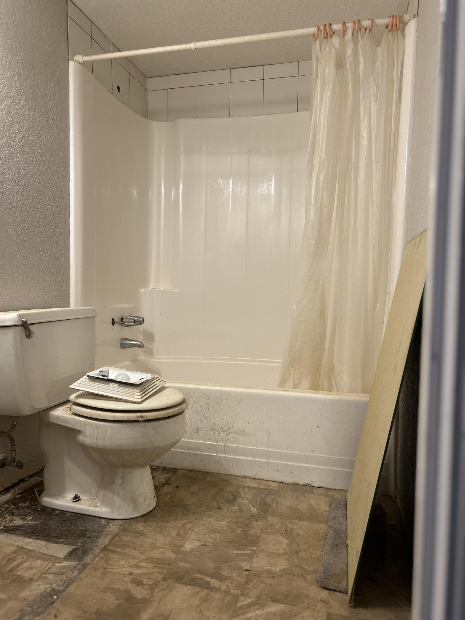 CEDARS CONDO - Residential
