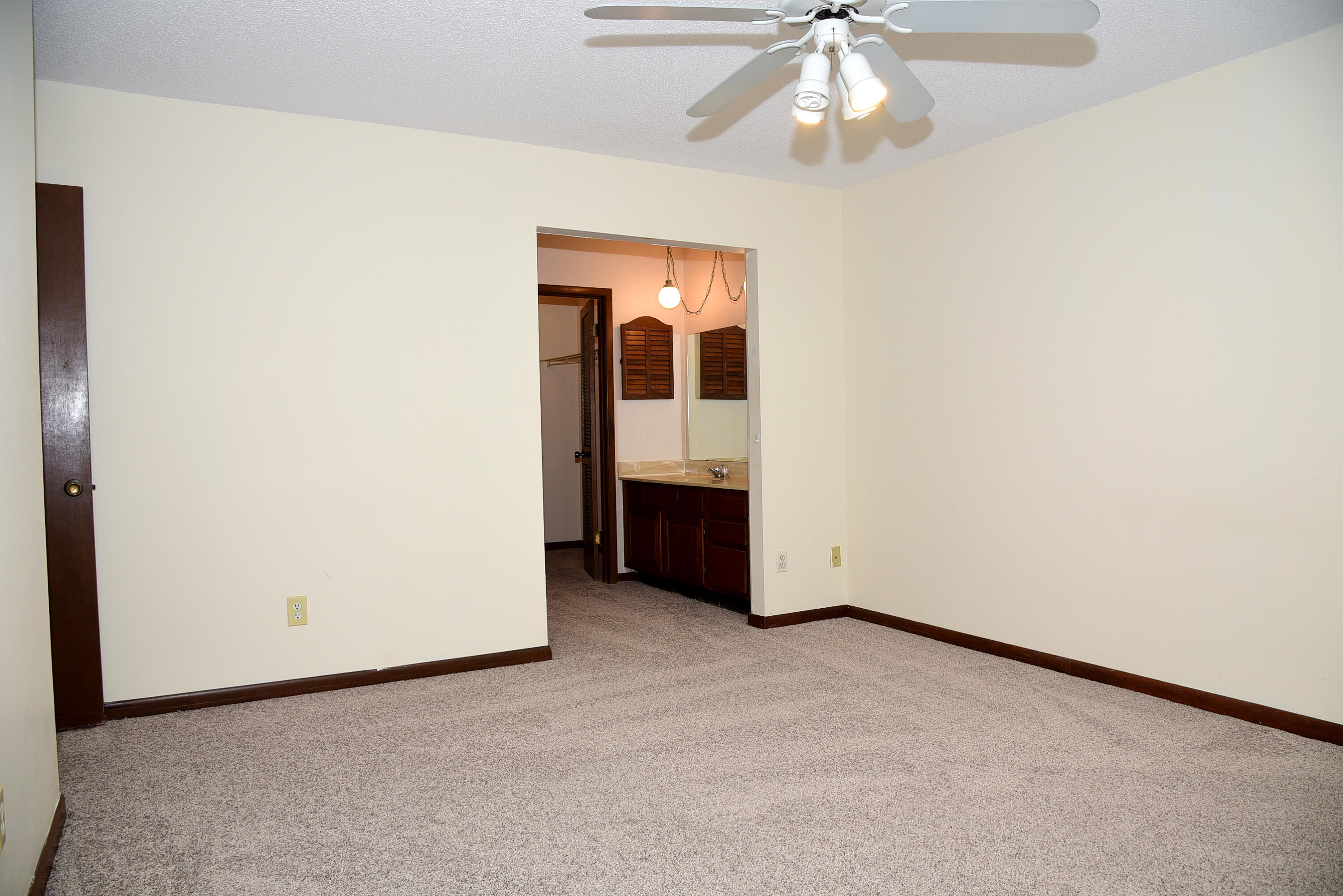 ROYAL OAK VILLAGE 2A - Residential