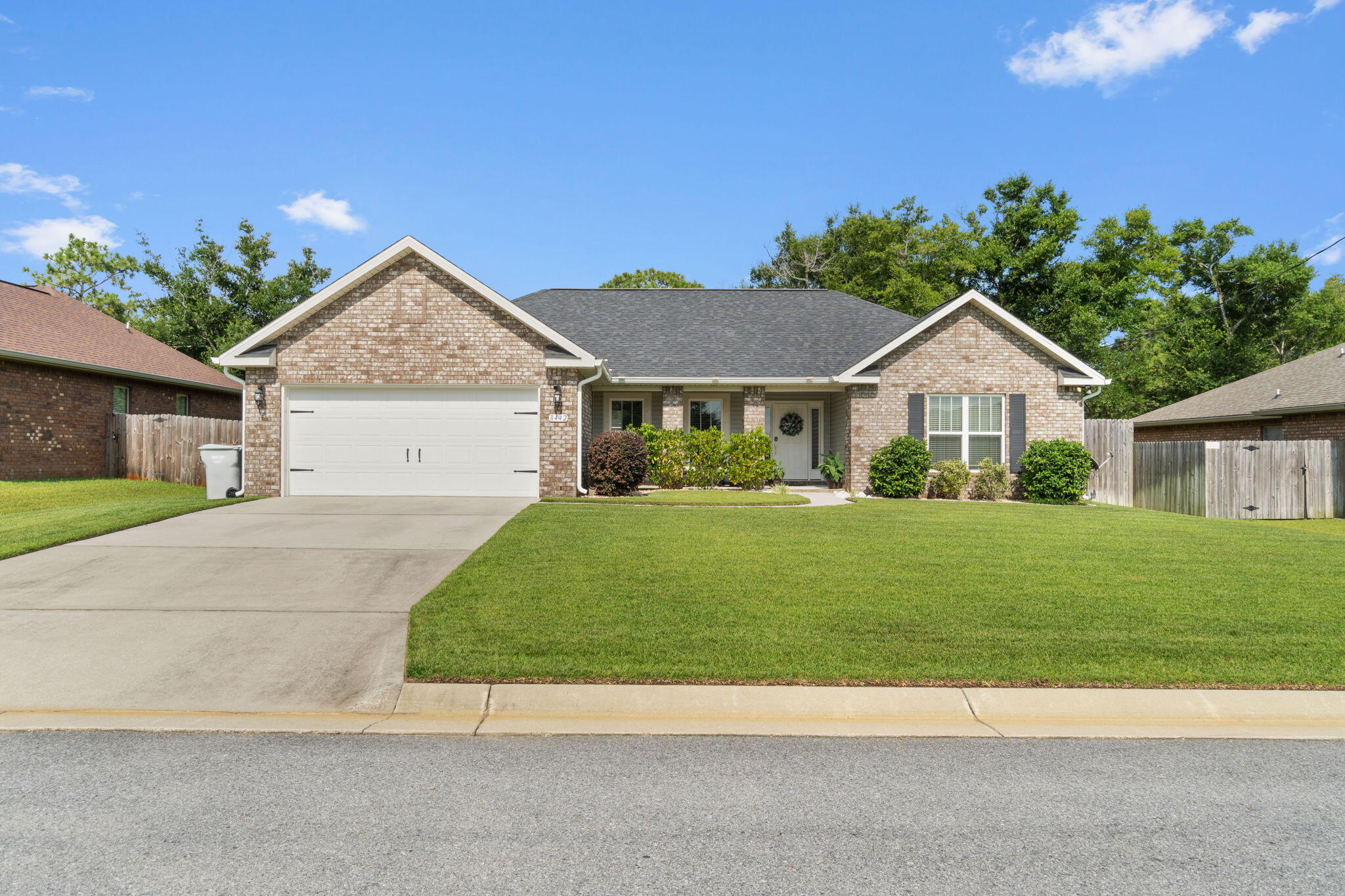 HOLLEY HILLS - Residential