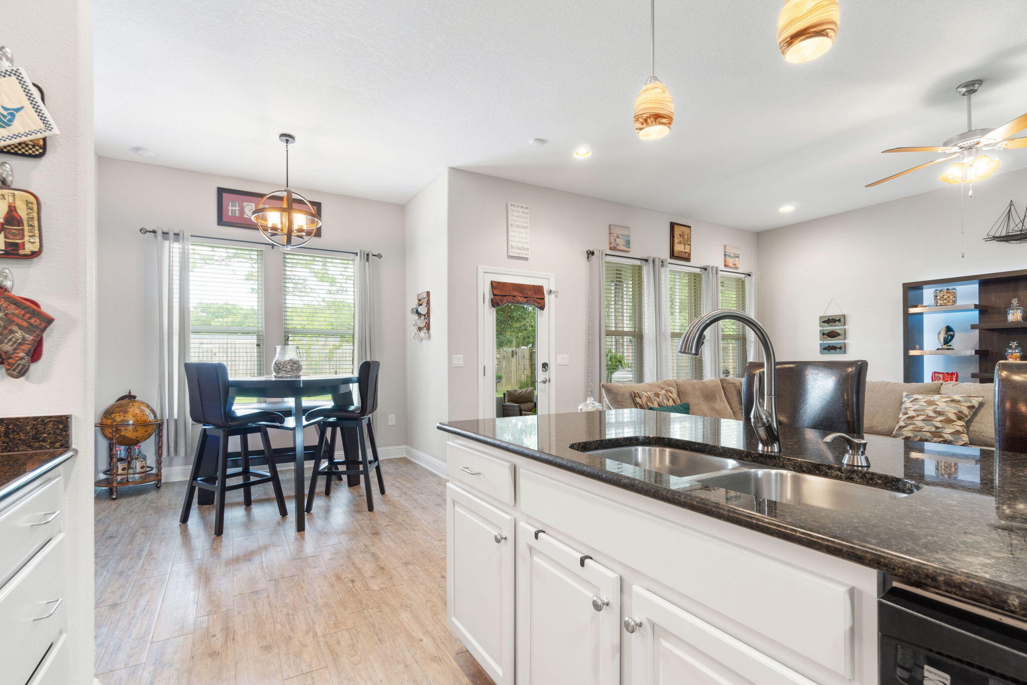 HOLLEY HILLS - Residential