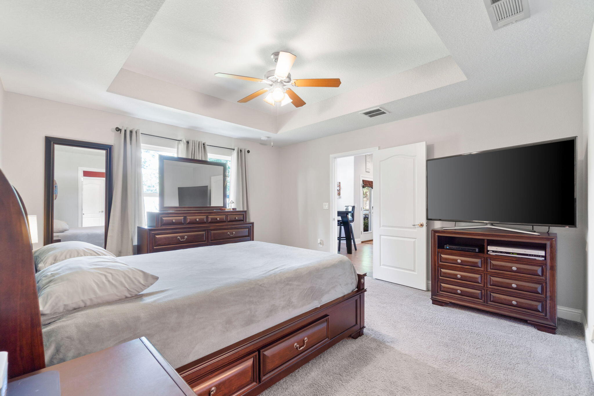 HOLLEY HILLS - Residential