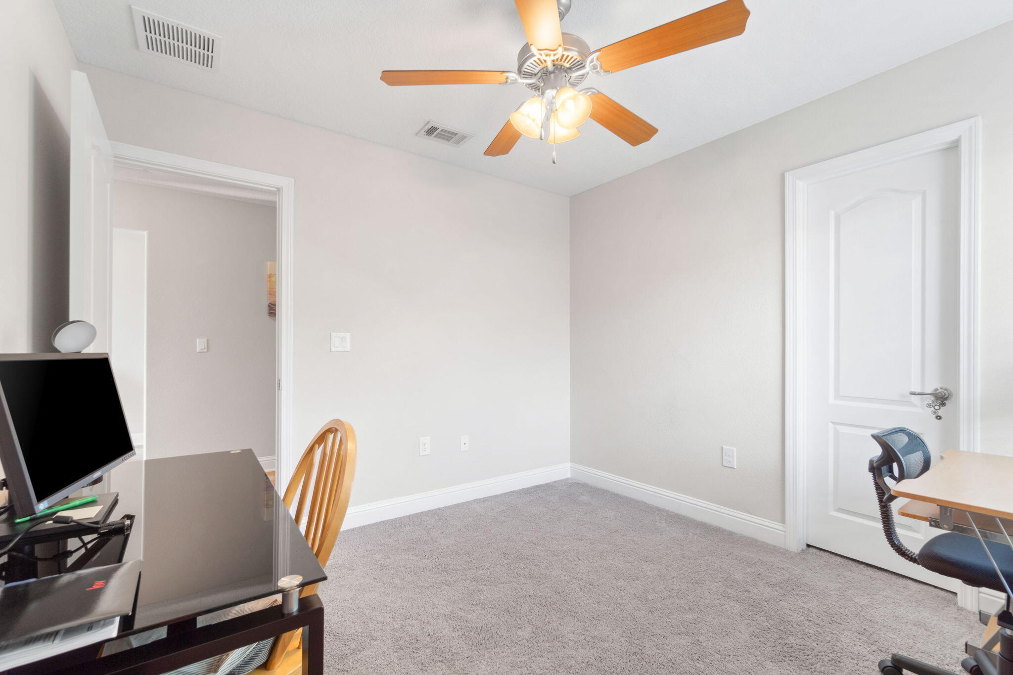 HOLLEY HILLS - Residential