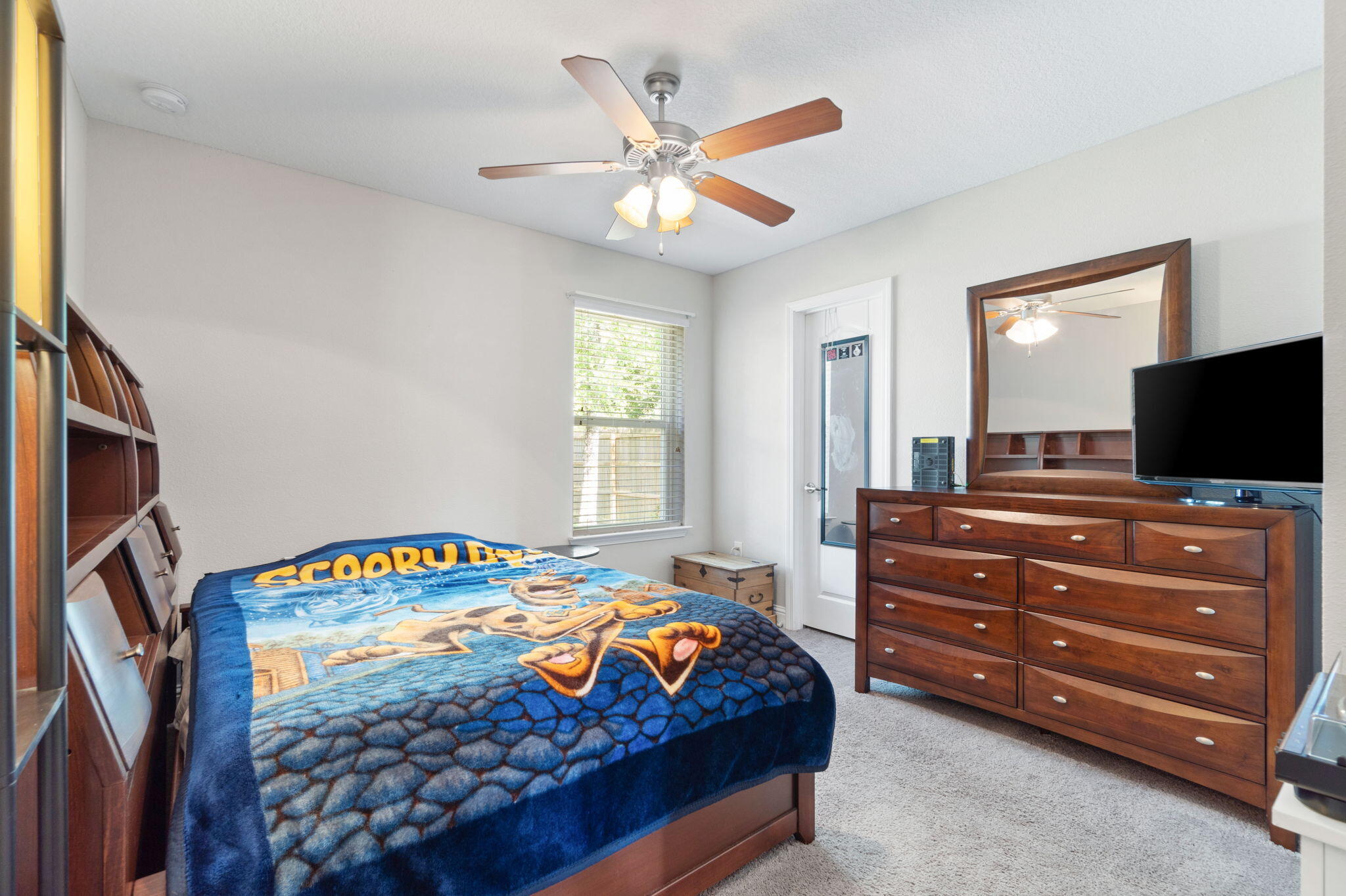 HOLLEY HILLS - Residential