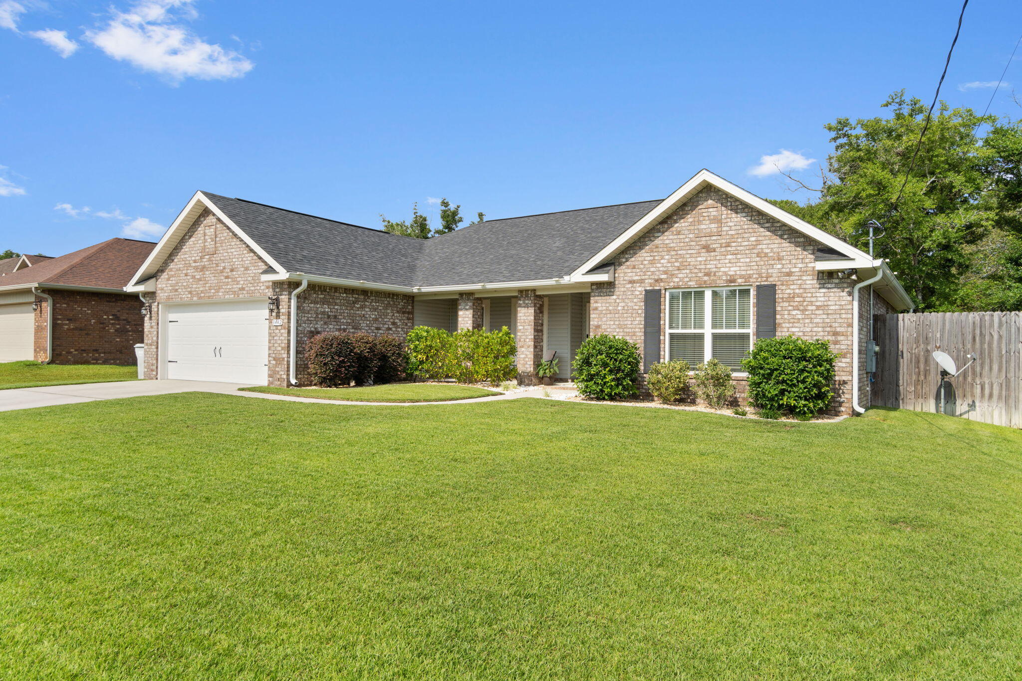 HOLLEY HILLS - Residential