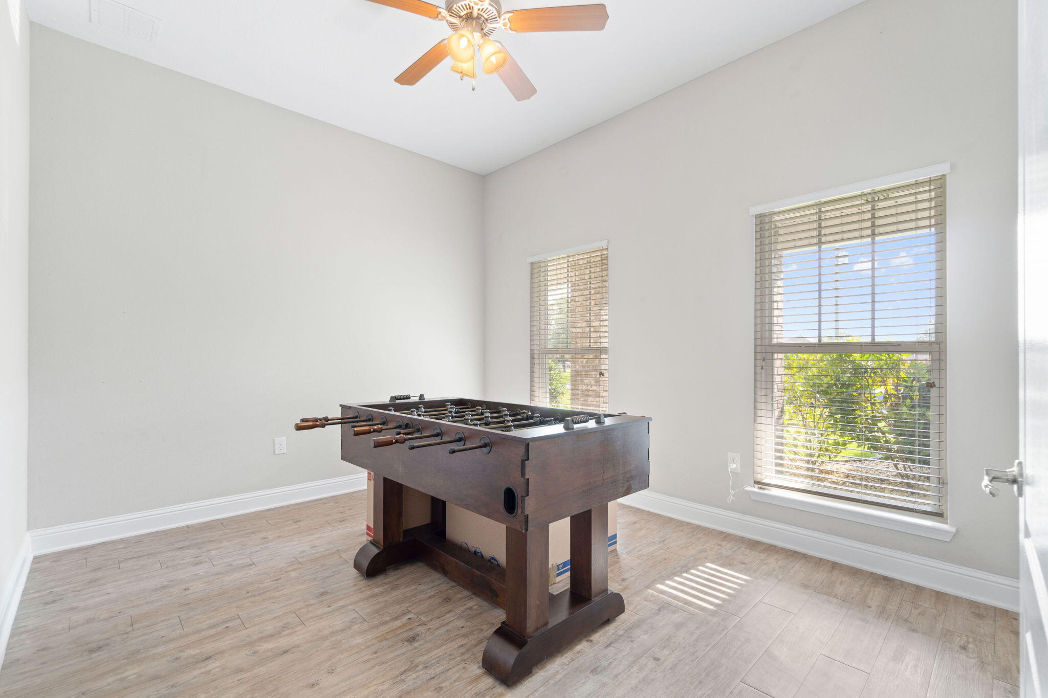 HOLLEY HILLS - Residential