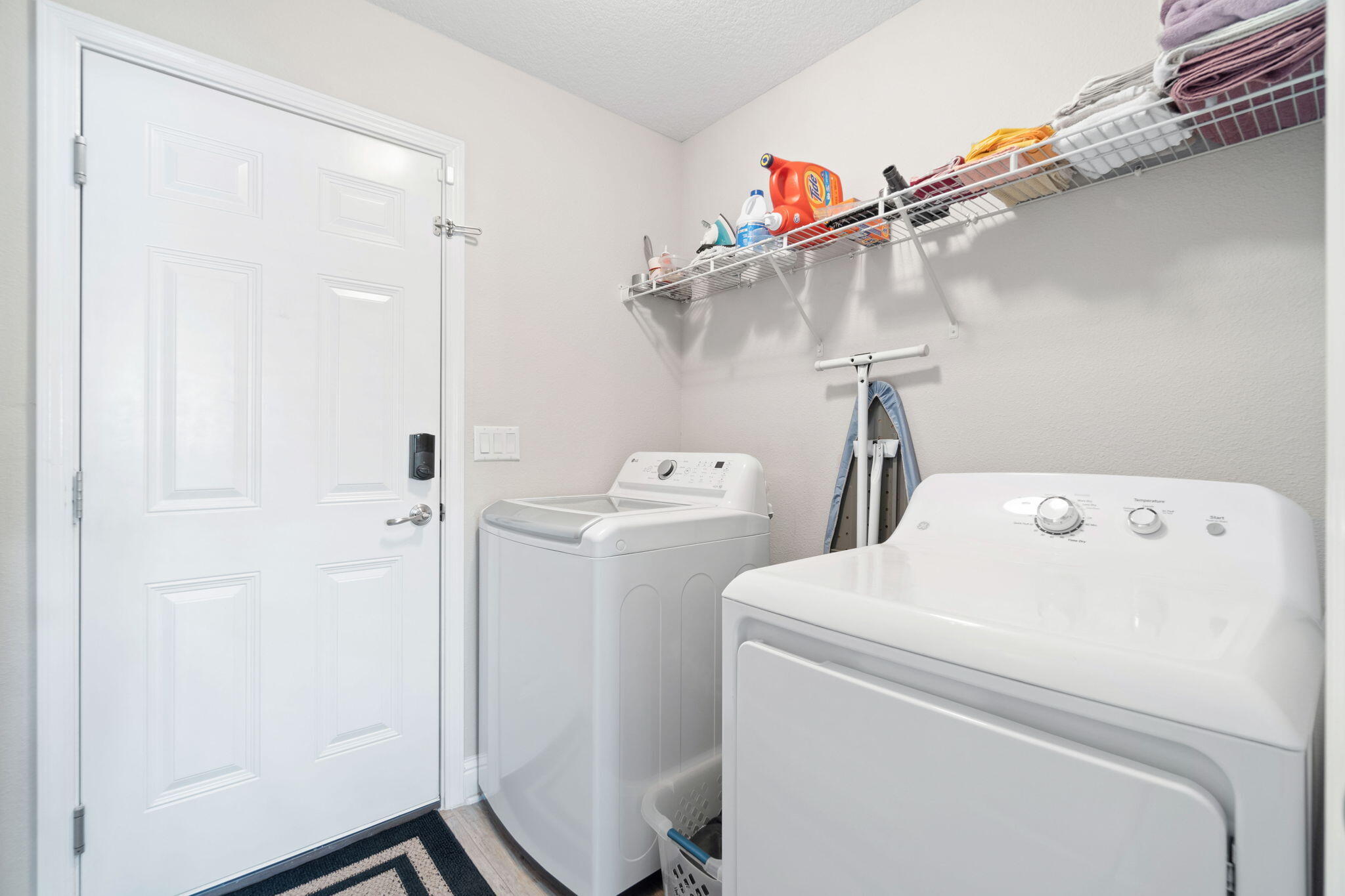 HOLLEY HILLS - Residential