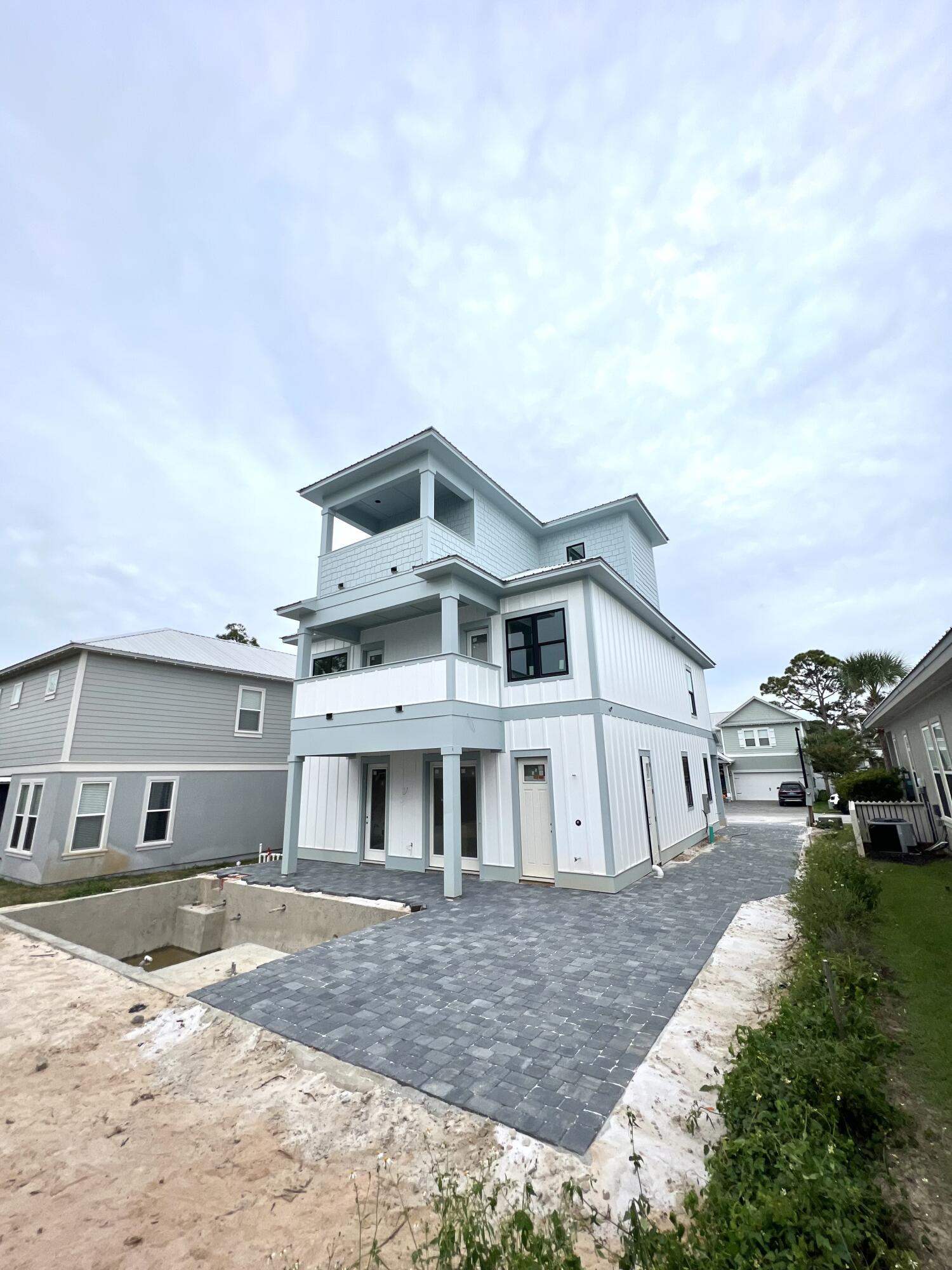 FRANGISTA BCH 2ND ADD - Residential