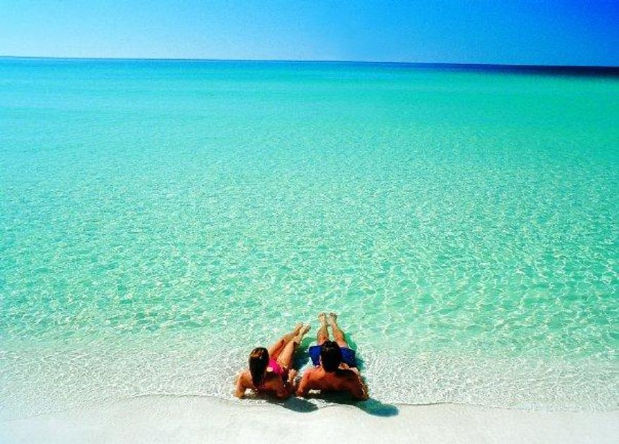 Direct gulf front with amazing views. There's not been an increase in dues in 8 years with many capital improvements completed with NO special assessments. Amenities include indoor & outdoor pools & hot tubs, splash pad, onsite massage therapy, fitness center, conference & meeting rooms, Cabana Caf & tiki bar and friendly staffed 24/7 front desk. This is a great investment property.