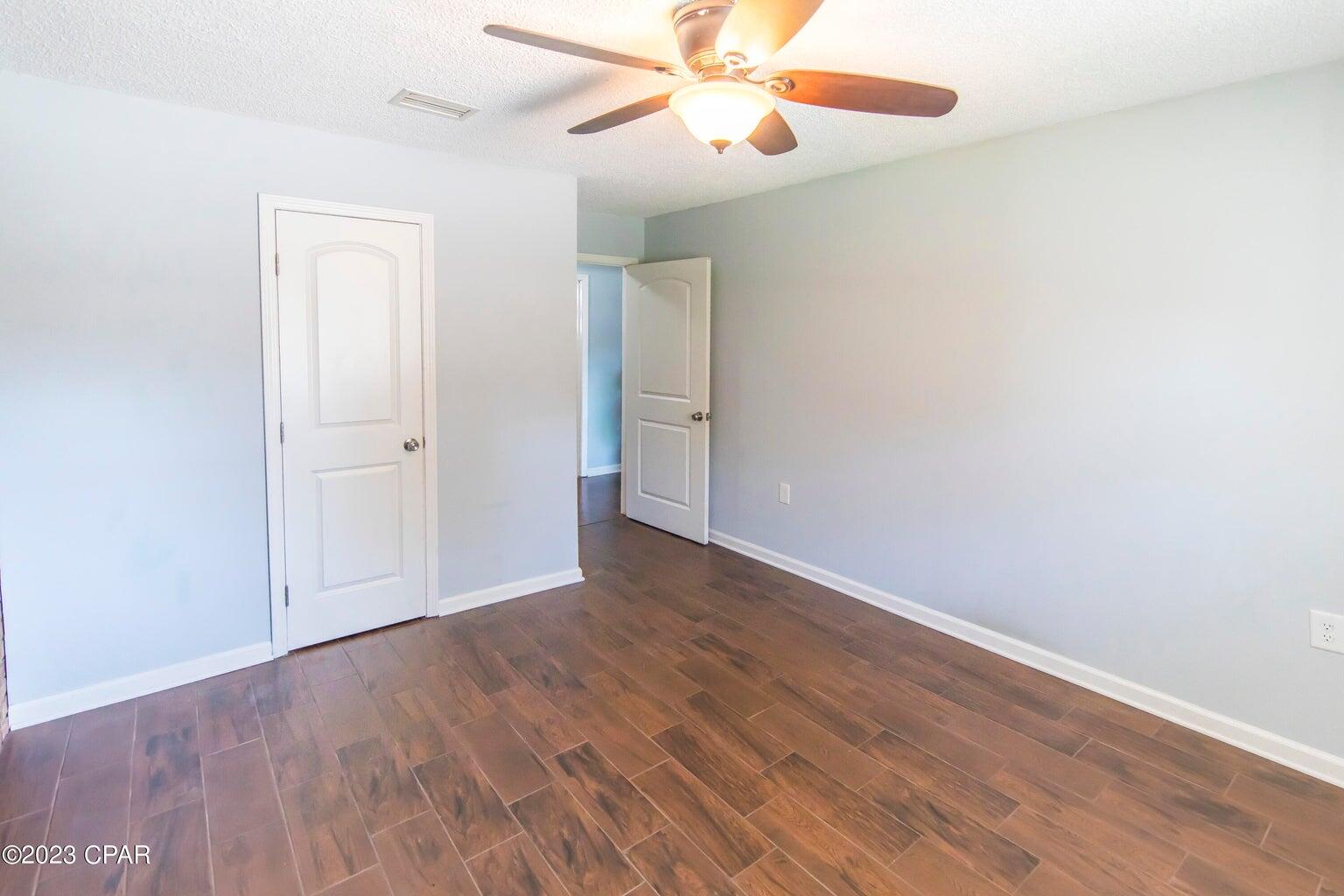 OPEN SANDS - Residential Lease