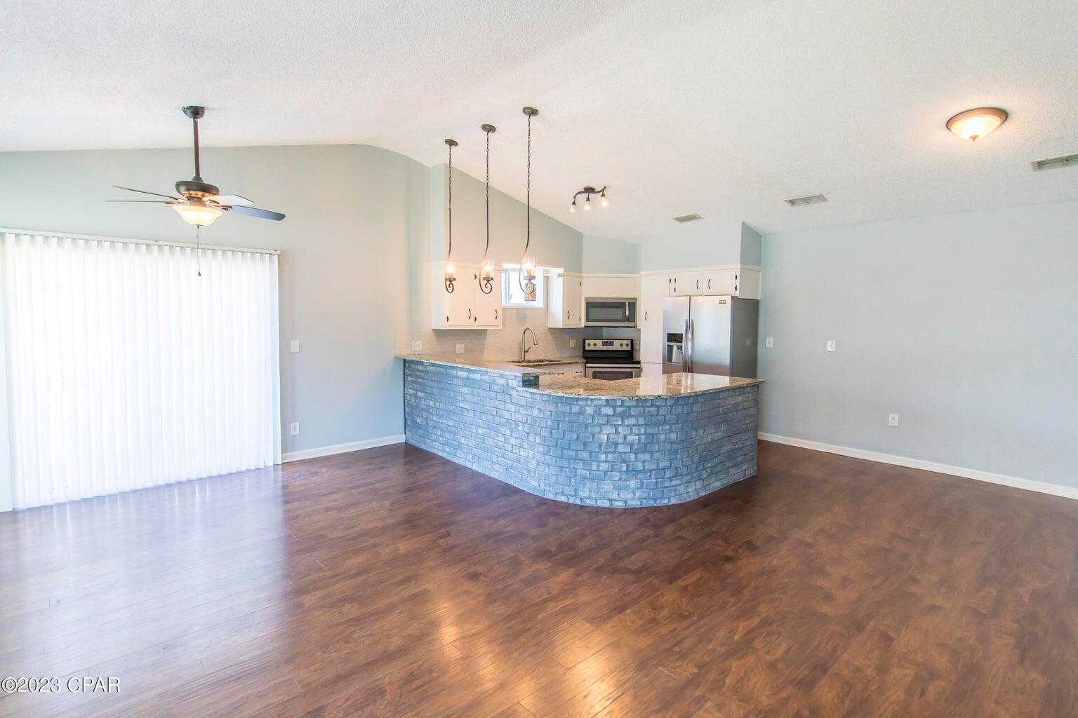 OPEN SANDS - Residential Lease