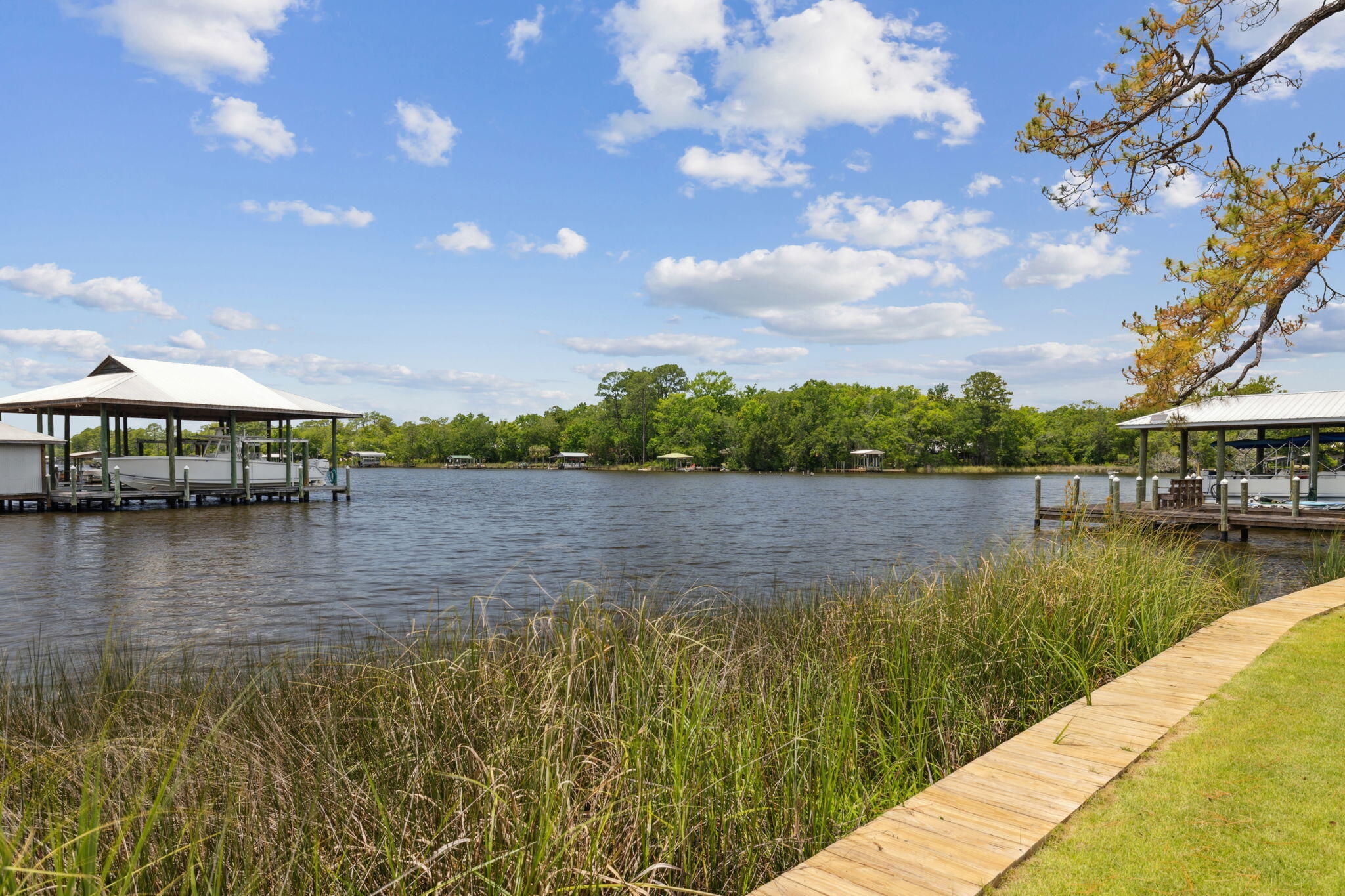Emerald Shores - Residential