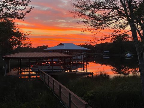 458 Bayou Circle Freeport FL 32439