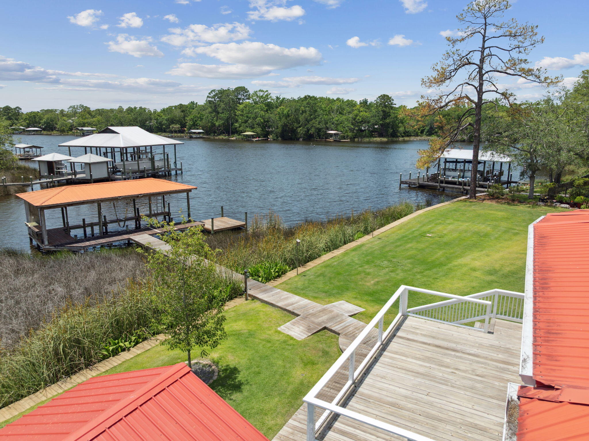 Emerald Shores - Residential