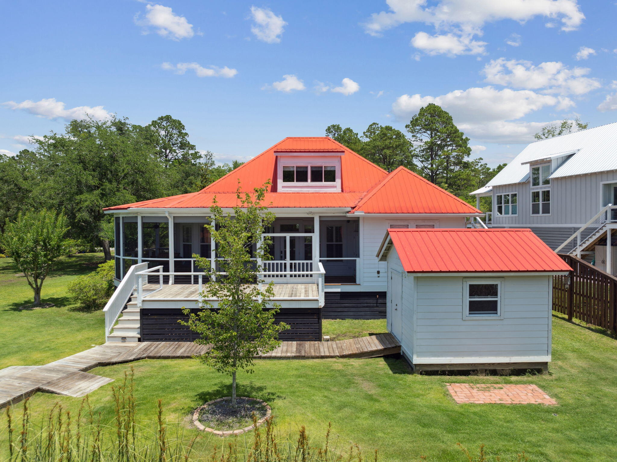 Emerald Shores - Residential