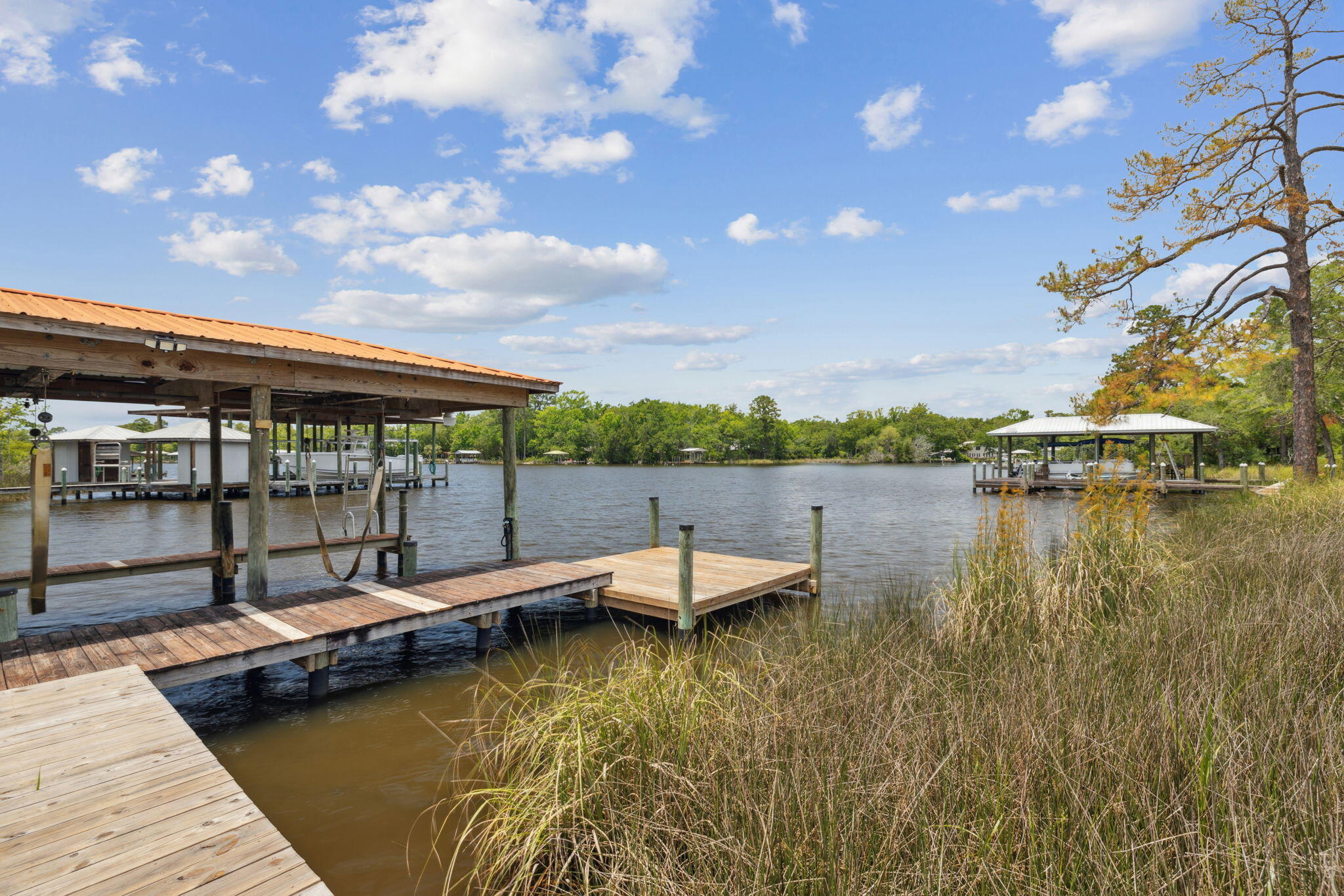 Emerald Shores - Residential