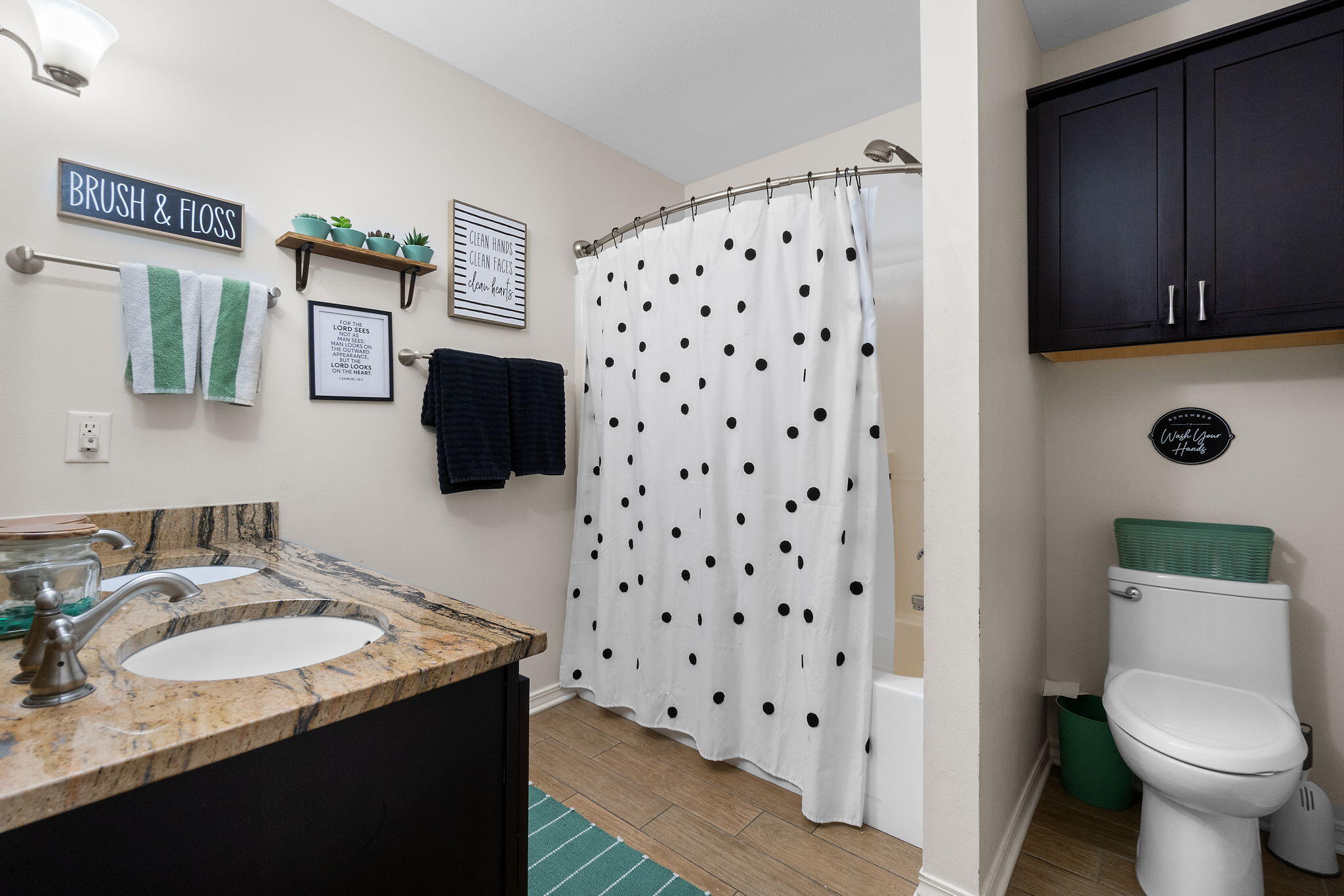 TIGER POINT VILLAGE 1 - 3 - Residential