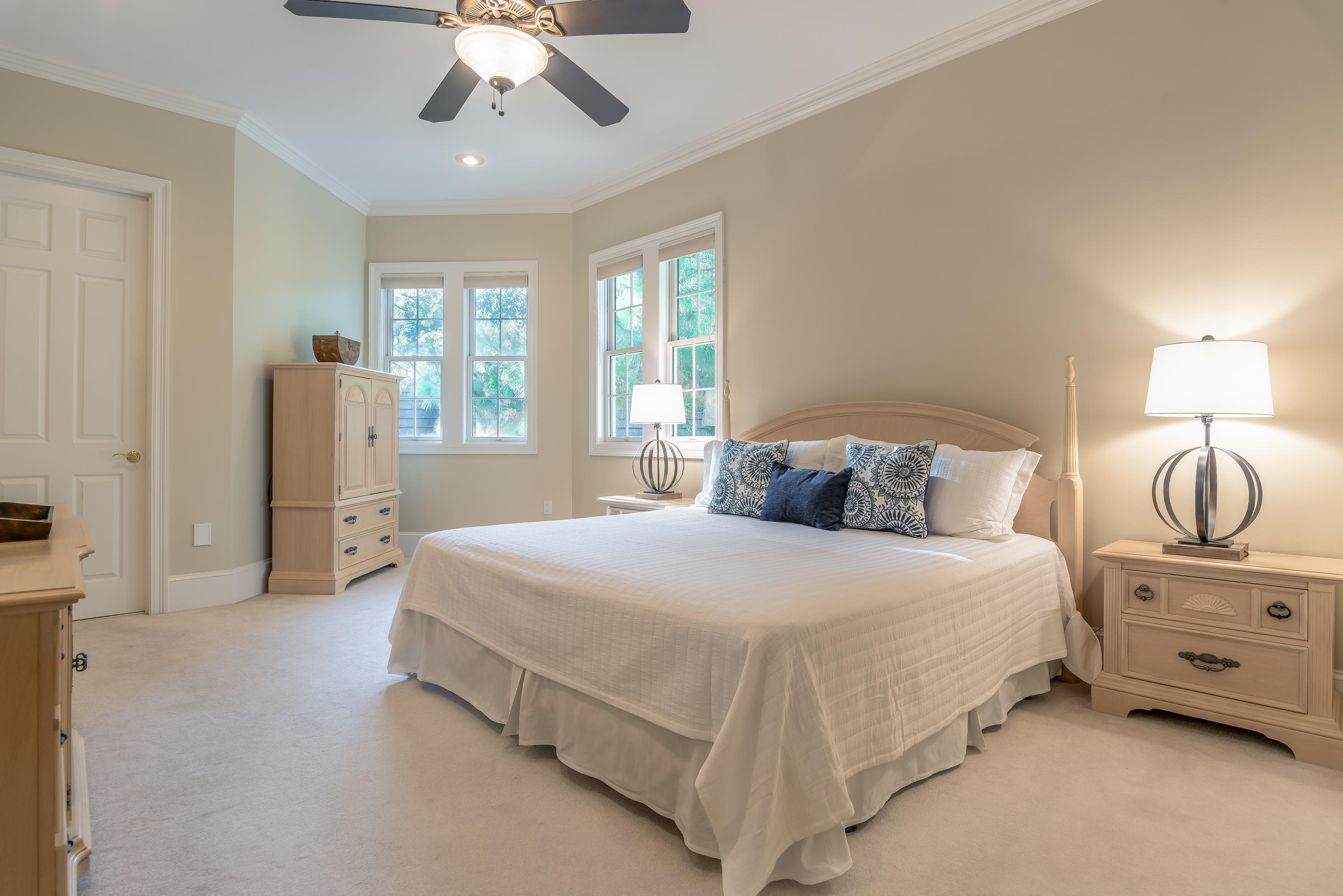 ISLAND GREEN - Residential