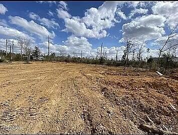 no named subdivision - Land