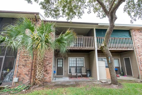 A home in Fort Walton Beach