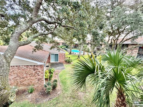 A home in Fort Walton Beach