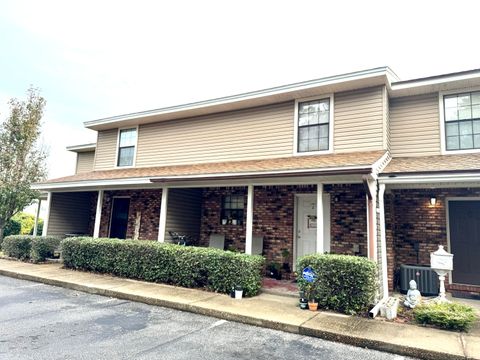 A home in Fort Walton Beach