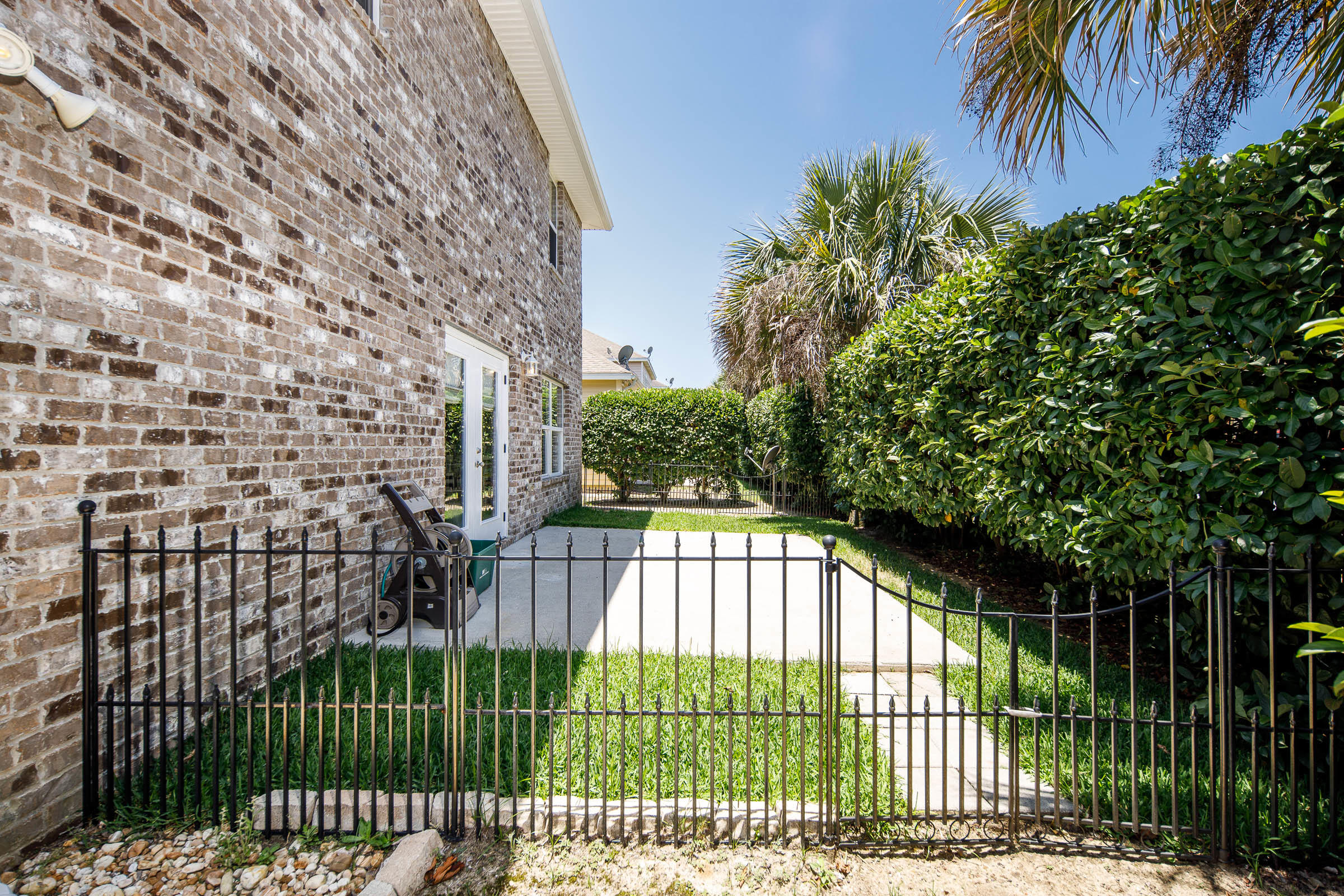 NEWPORT S/D - Residential