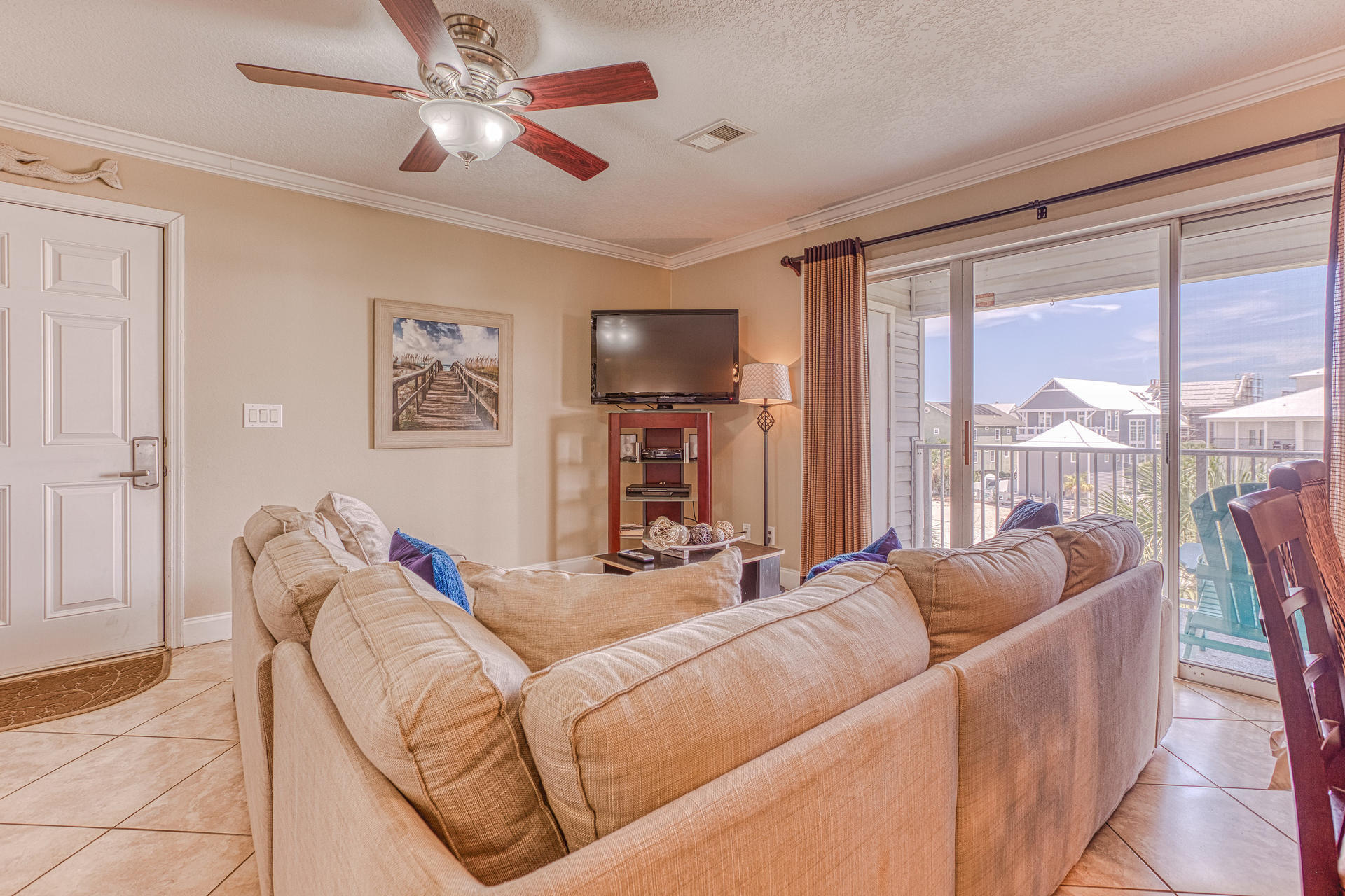 BEACHSIDE VILLAS CONDO - Residential