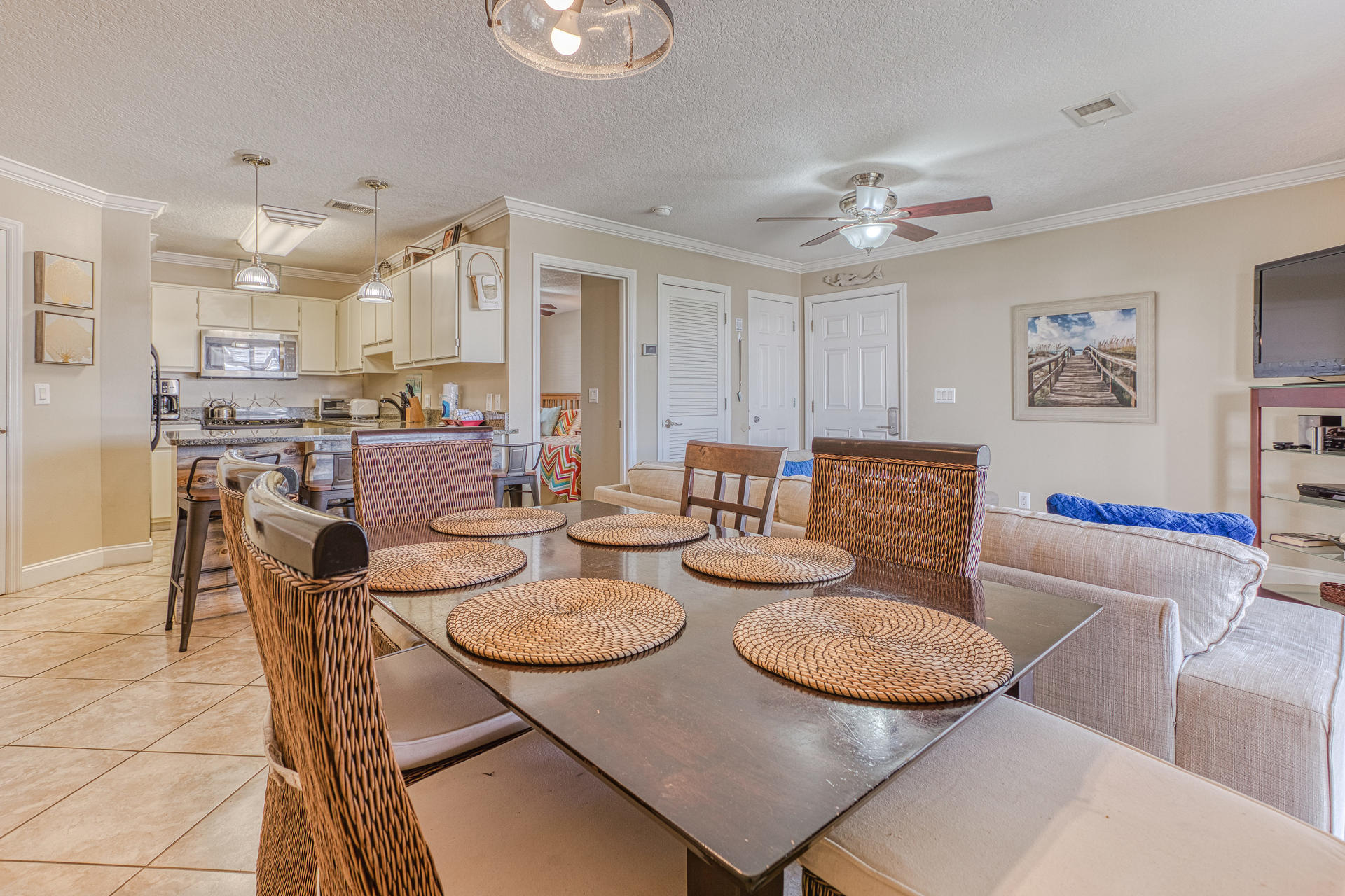 BEACHSIDE VILLAS CONDO - Residential