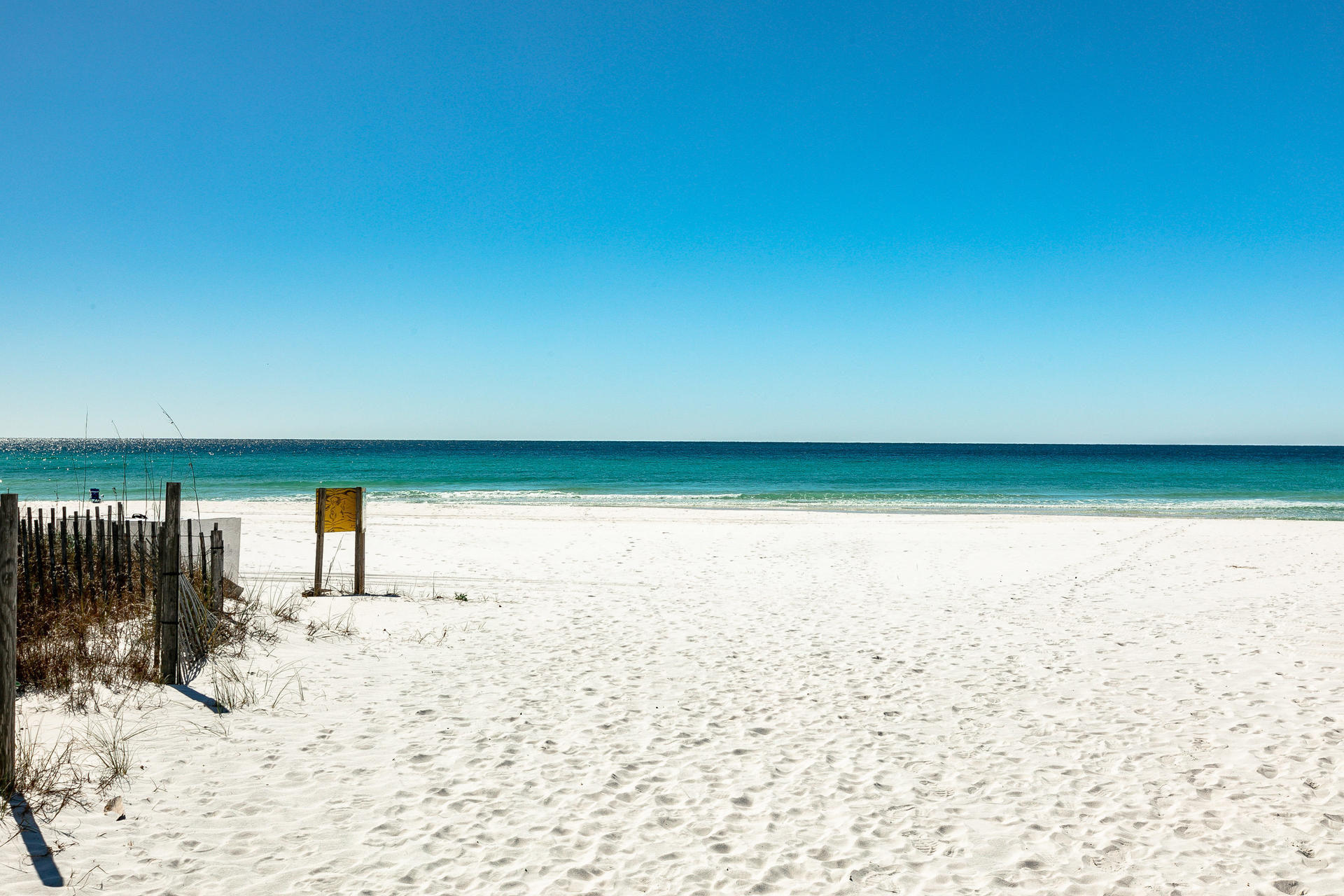 BEACHSIDE VILLAS CONDO - Residential