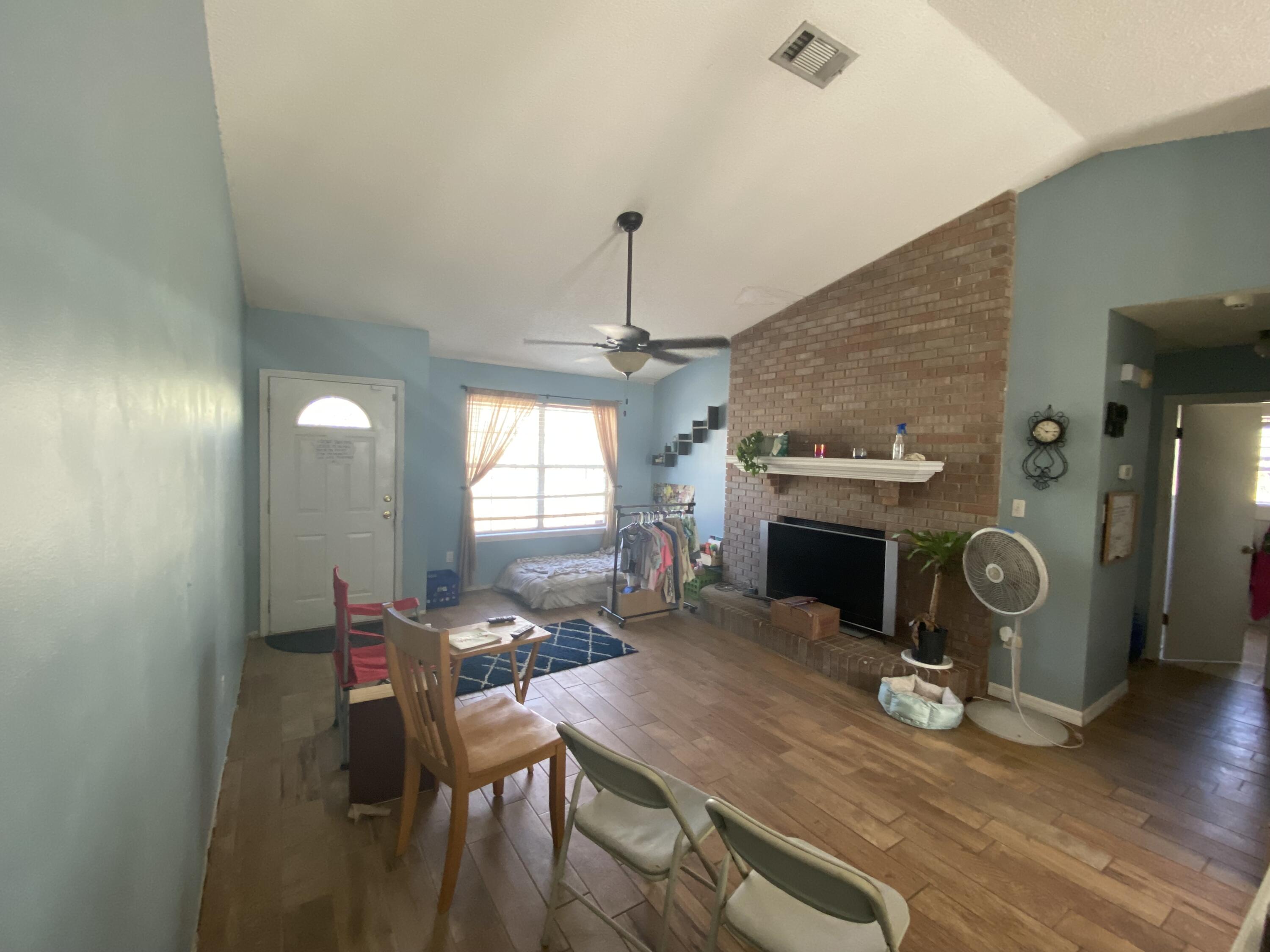 East Bay Rvr/1st Add - Residential