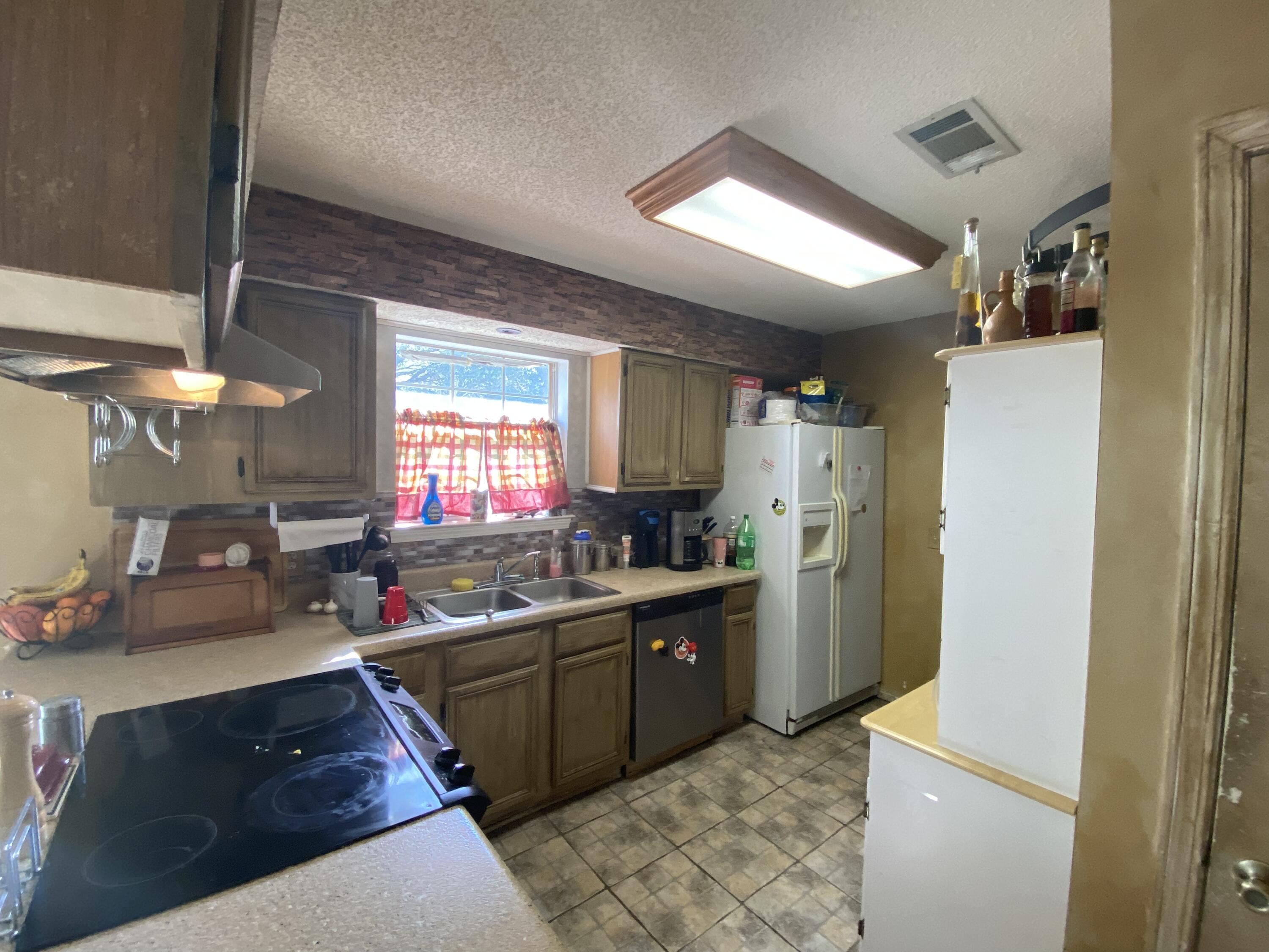 East Bay Rvr/1st Add - Residential