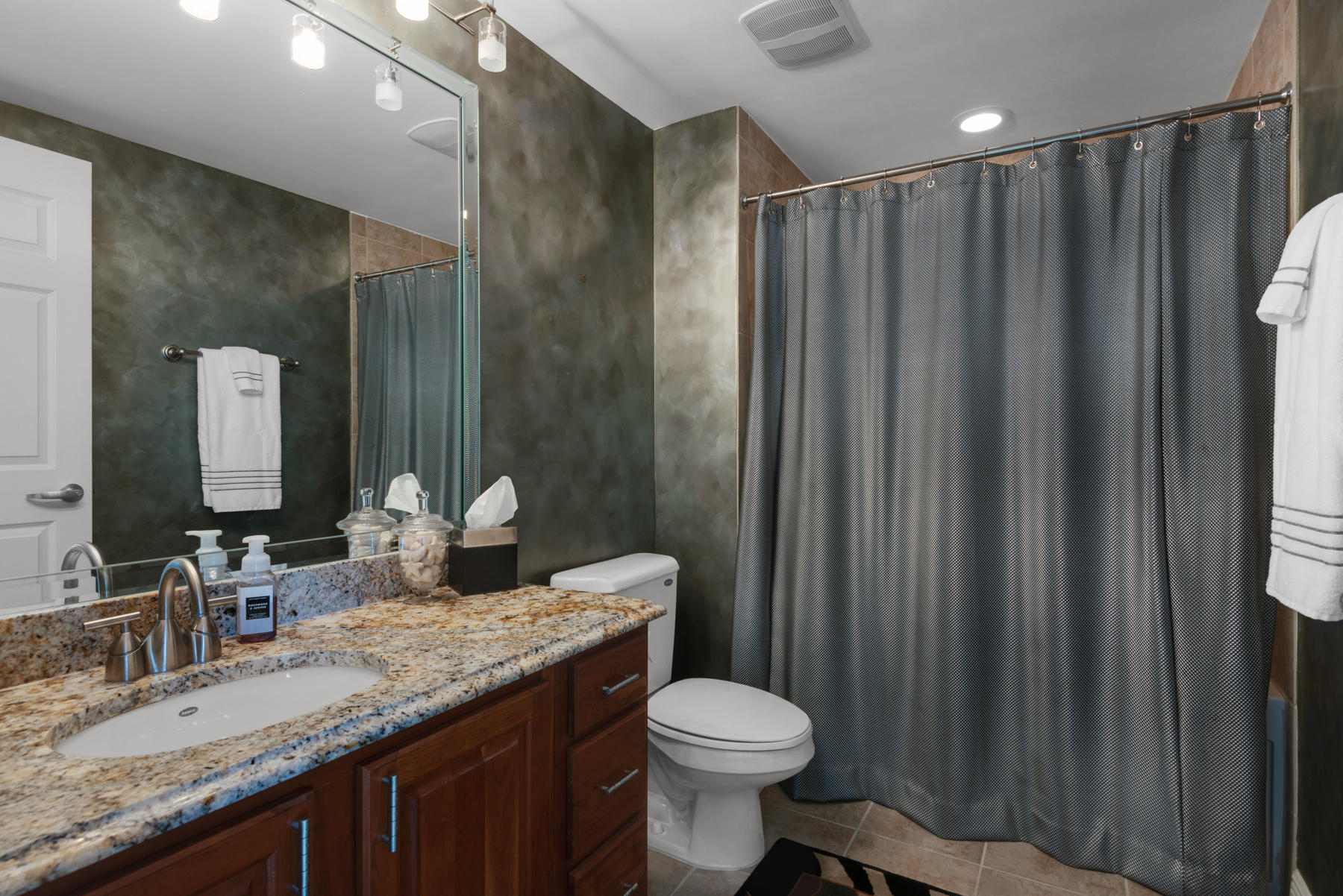 ST. BARTH AT SILVER SHELLS - Residential