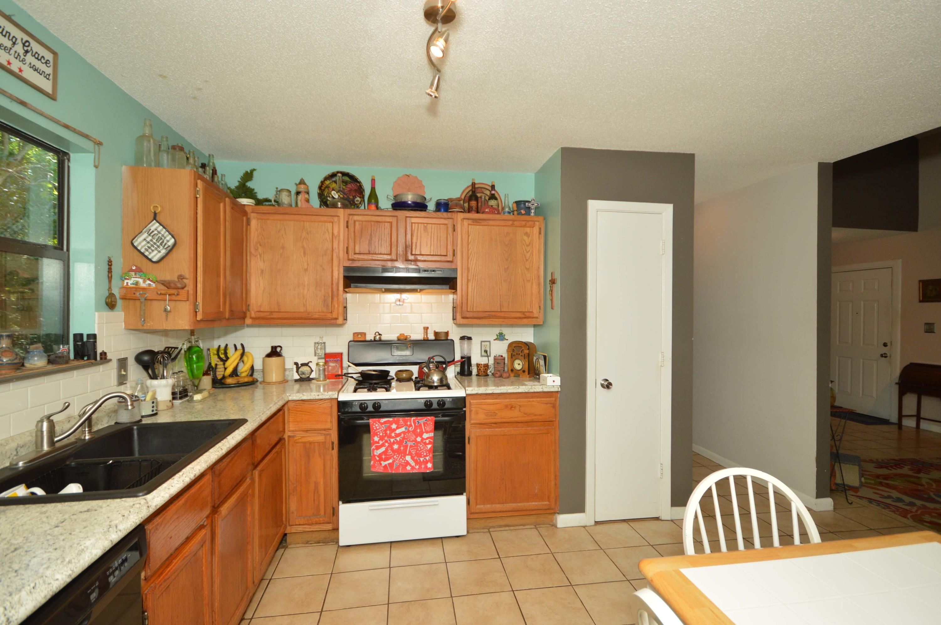 WYNNEHAVEN BEACH ESTATES - Residential