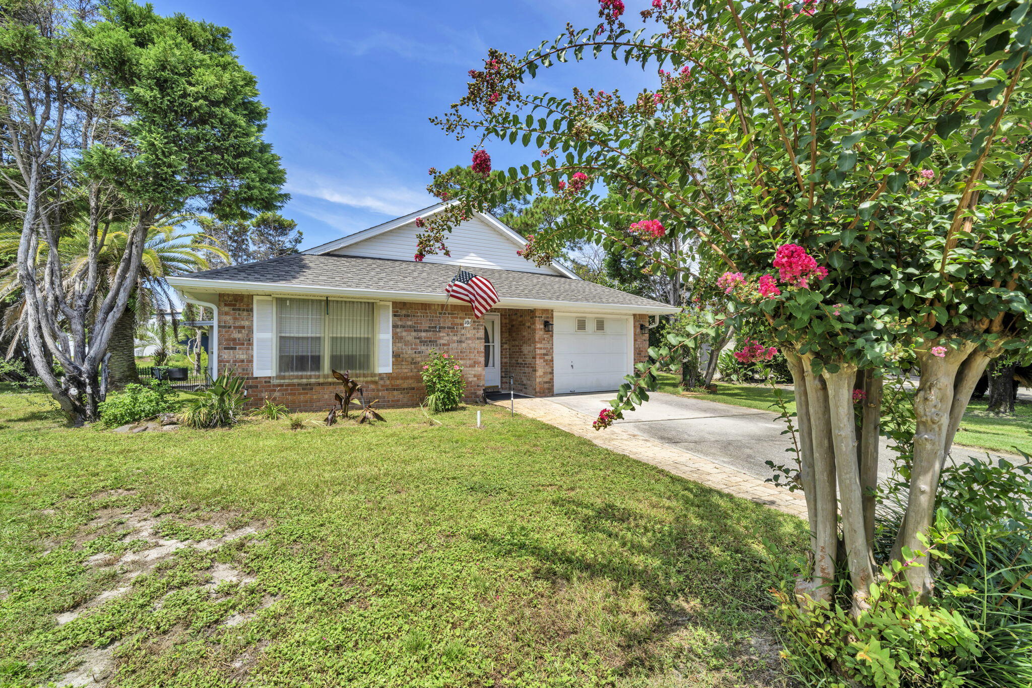 BAYSIDE - Residential