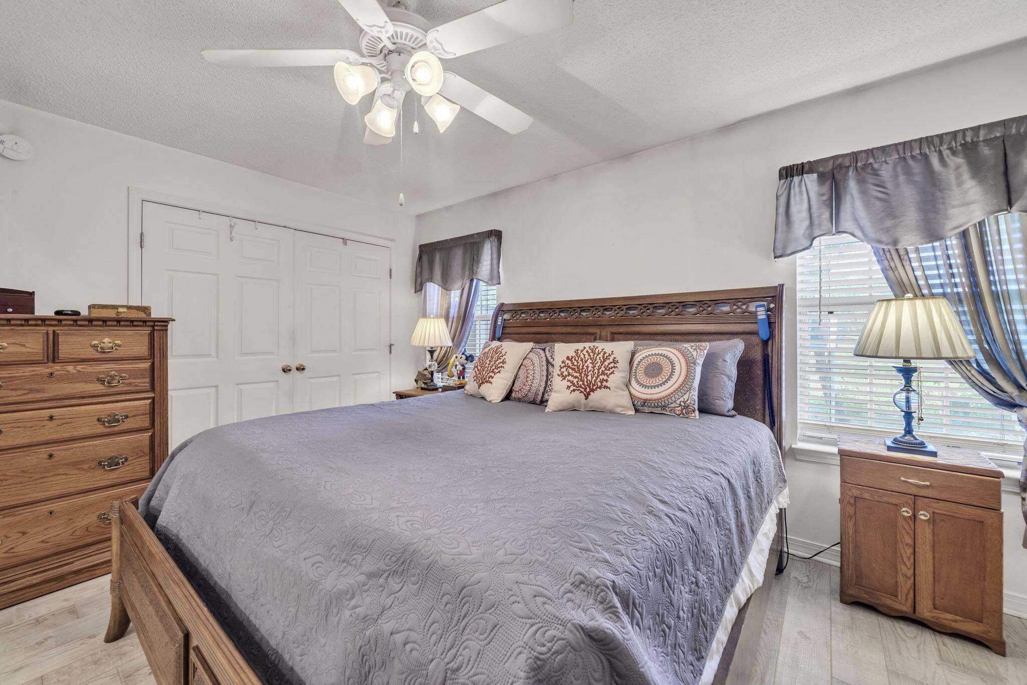 BAYSIDE - Residential