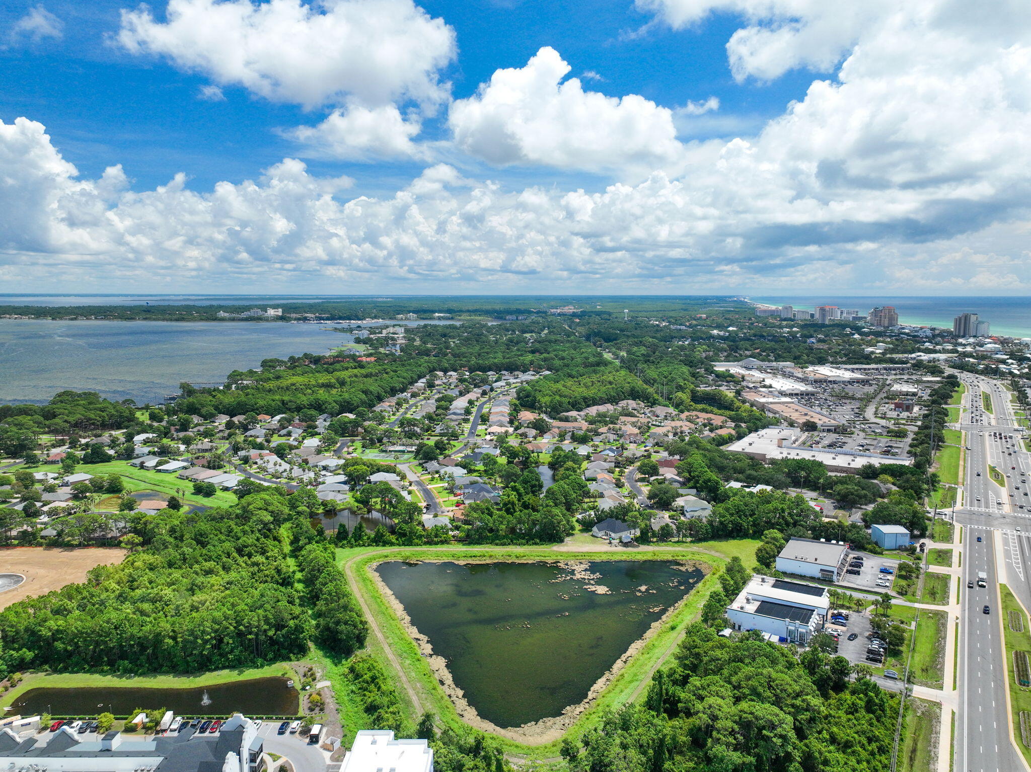 BAYSIDE - Residential