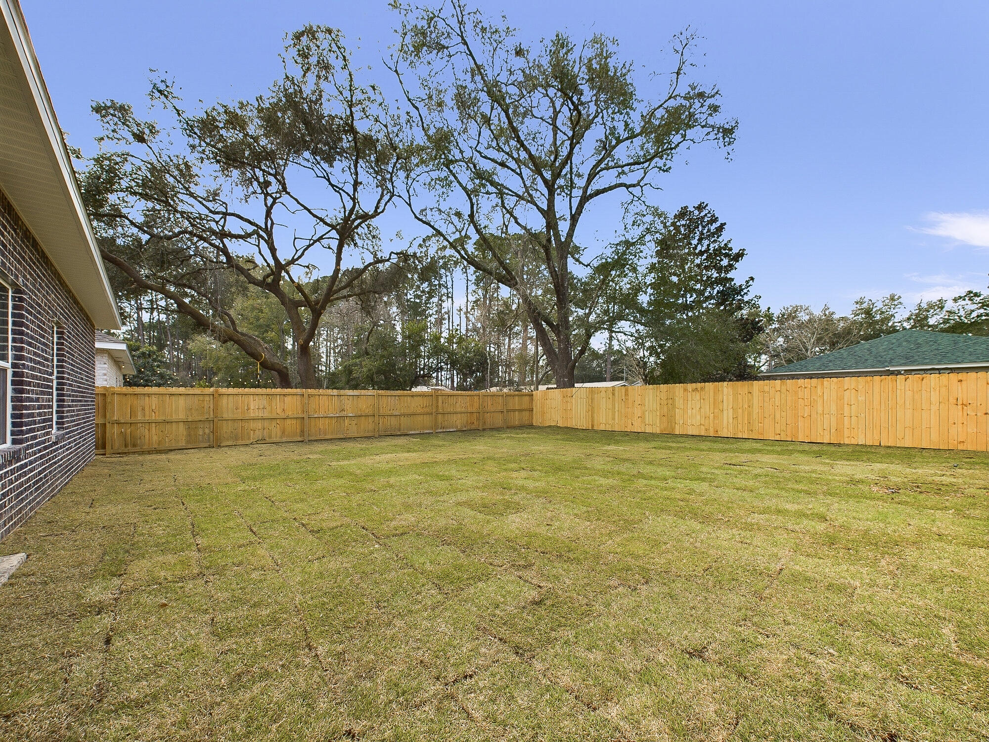 GREY MOSS POINT - Residential
