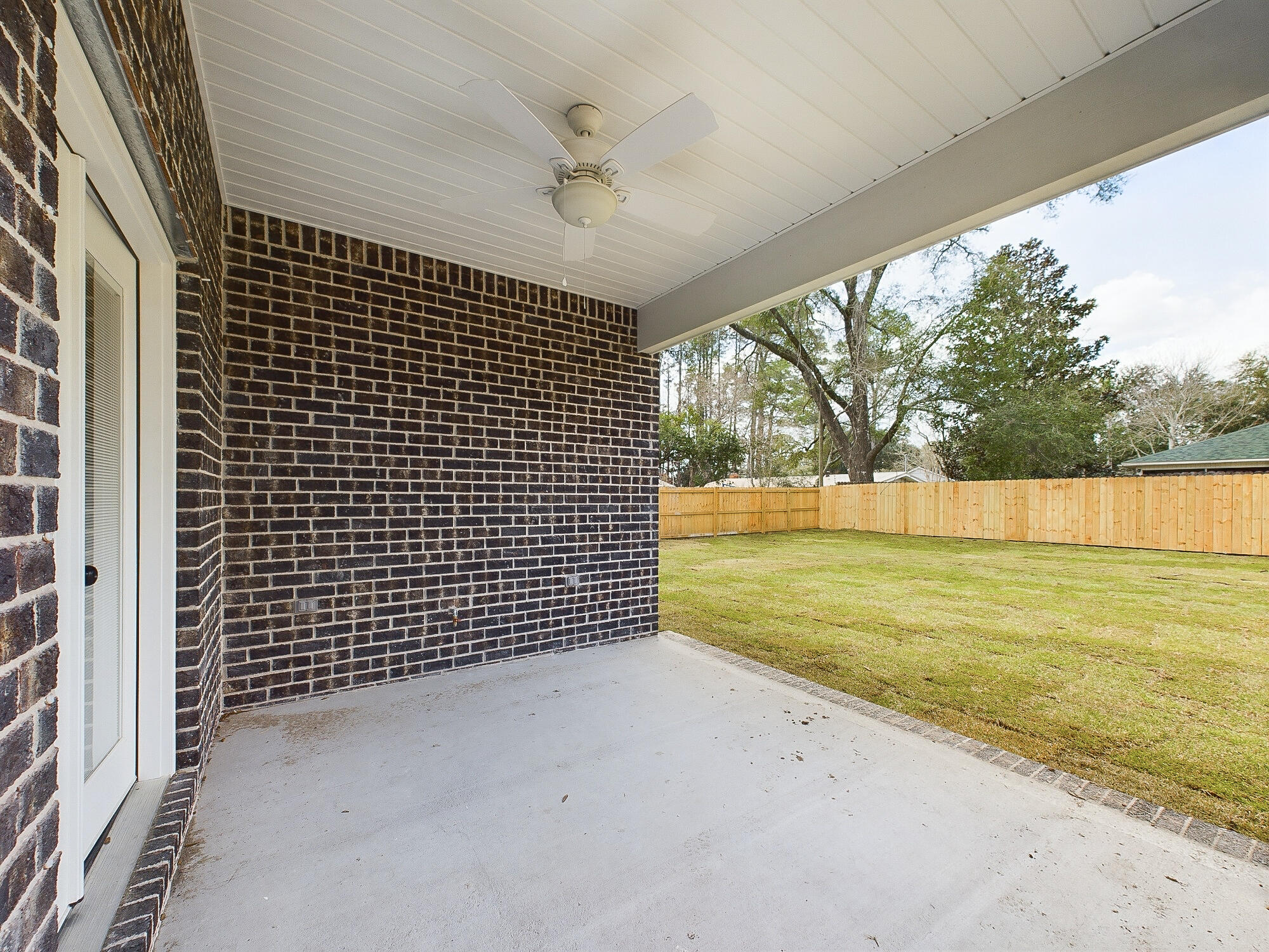 GREY MOSS POINT - Residential