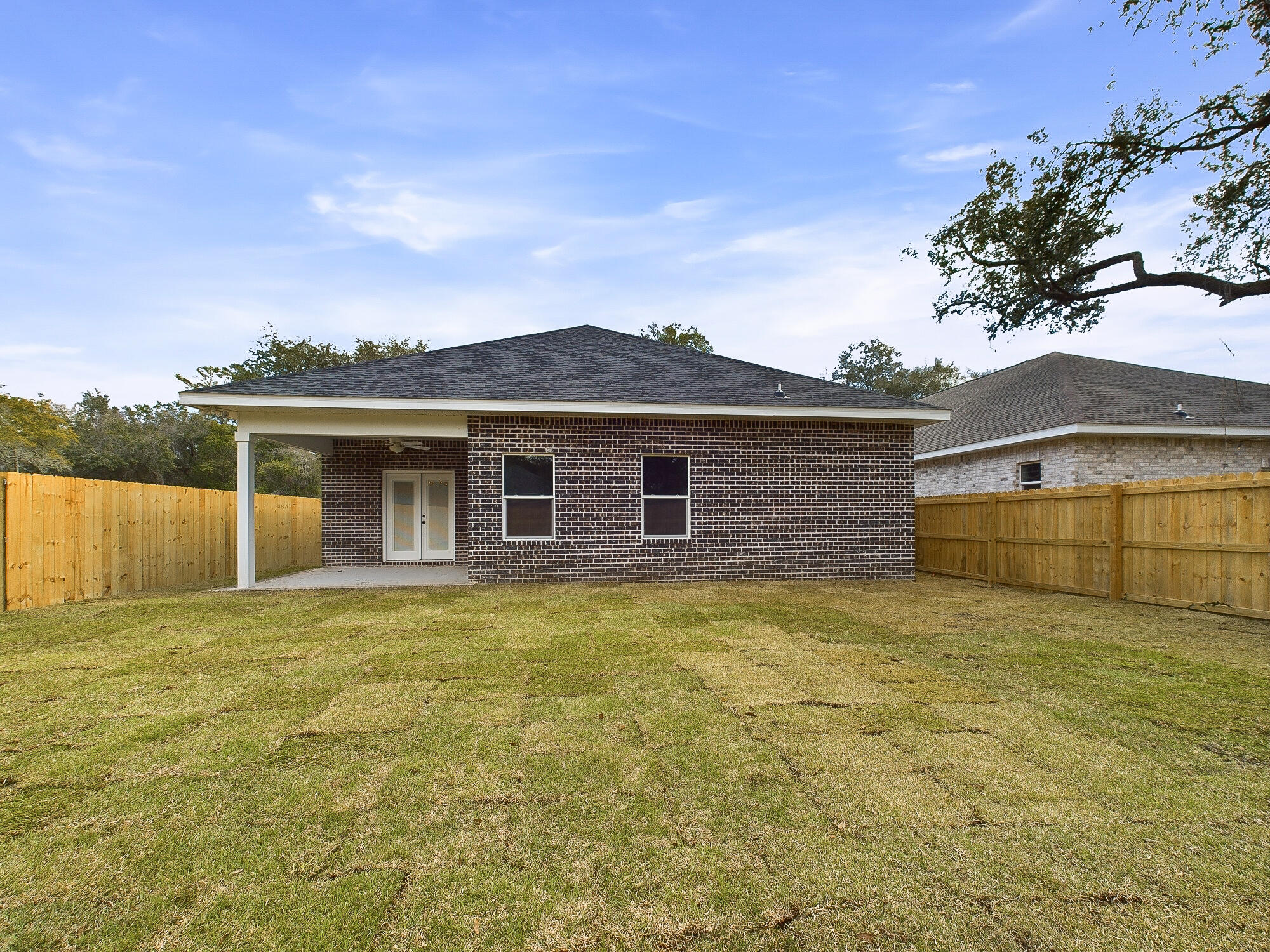 GREY MOSS POINT - Residential