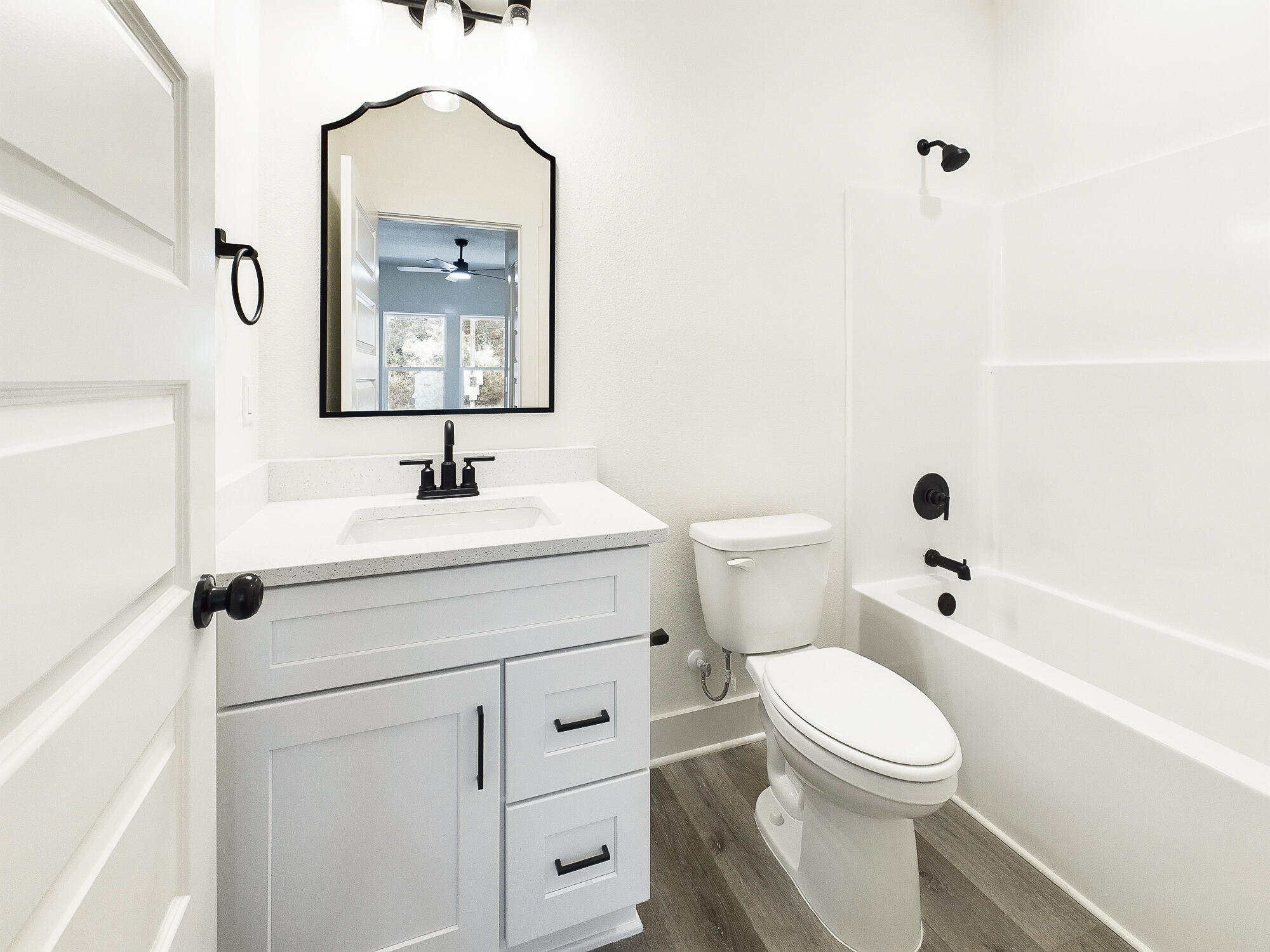 GREY MOSS POINT - Residential