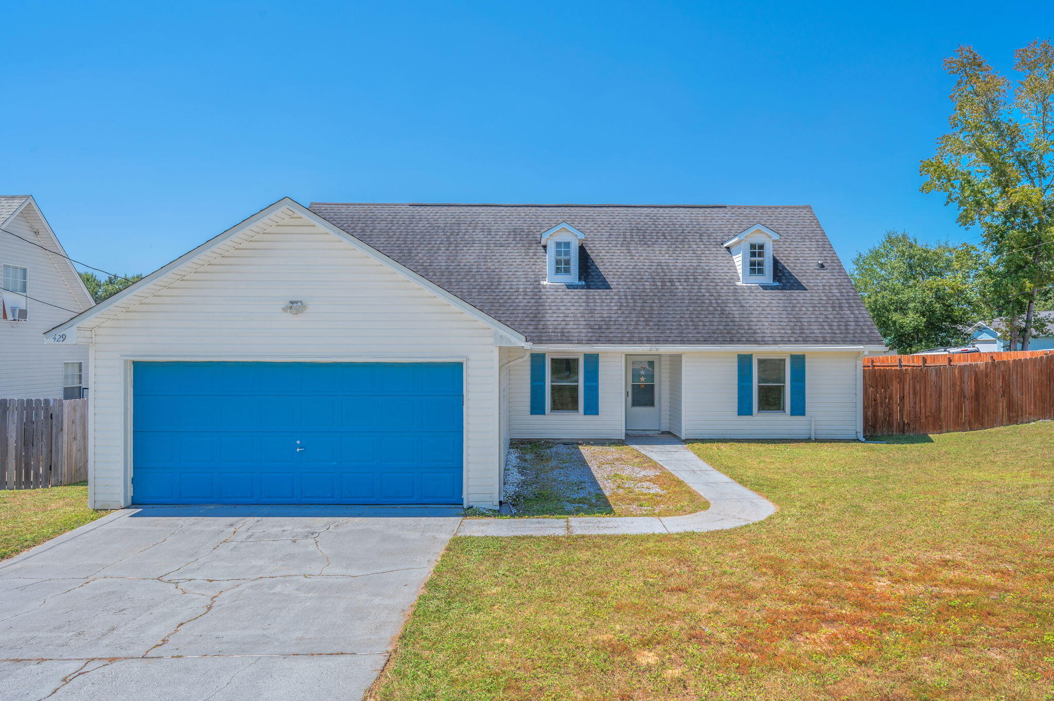 Welcome to 429 Northview Lane, where the big-ticket updates have already been done for you. The sellers have replaced the windows, all carpeting, the HVAC system with a high efficiency unit, and the water heater all giving you peace of mind and long-term value. Inside, you'll love the inviting living spaces that flow easily for both everyday living and entertaining. The kitchen is ready for your favorite recipes and has a dining area all set to enjoy them.There is a primary bedroom on the first and second floor, making it an ideal layout for a growing family, mother-in-law, or private guest suite. The first floor includes two additional bedrooms and a shared bathroom. The primary bedroom on the second floor features a large en-suite bathroom with a soaking tub and dual vanities. The second floor also features a bonus area perfect for a nursey, play area, or in-home office.
Outside, you'll enjoy a convenient Crestview location with easy access to Hwy 85 and I-10, making commutes to Eglin AFB, Duke Field, or the beach a breeze. Whether you're a first-time buyer or looking to upgrade, this home offers a smart investment with updates already done and ready to be yours!